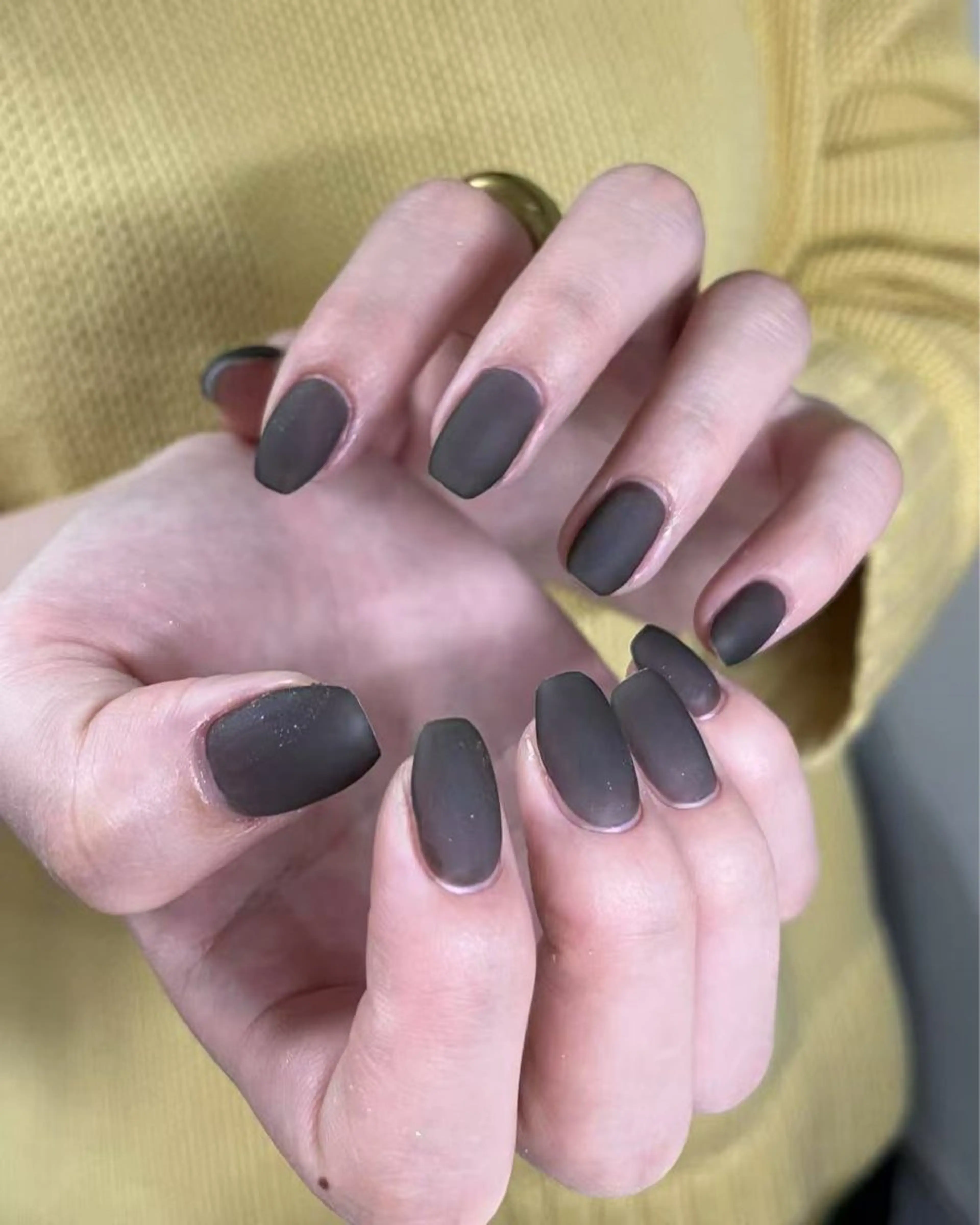 ネイル マットネイル ハンドネイル 宮澤 朱里のネイルデザイン