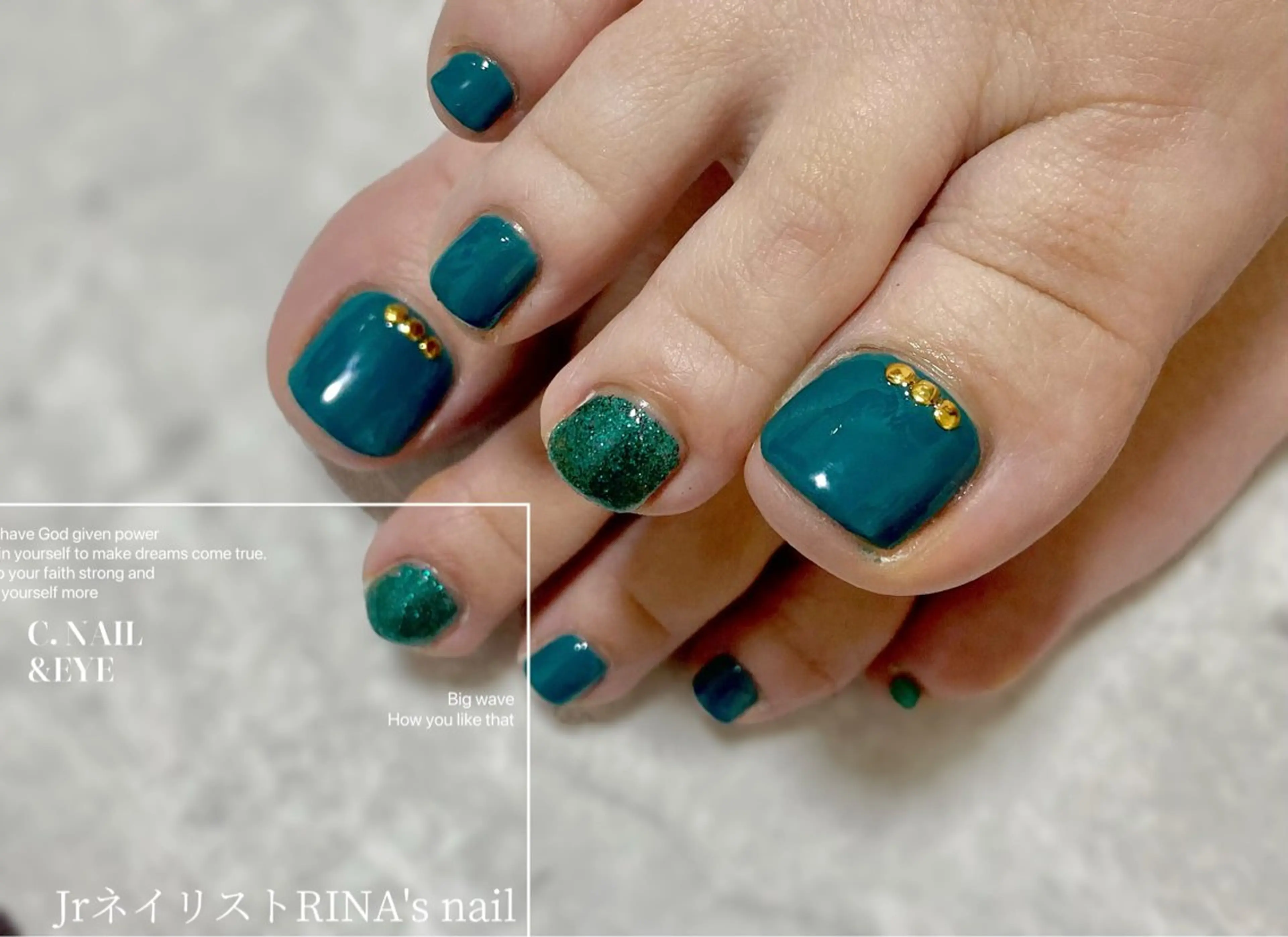 ネイル 入学式 フラッシュネイル フットネイル 卒業式 氷ネイル・うるうるネイル フットネイル C.Nail &Eye筑紫駅のネイルデザイン