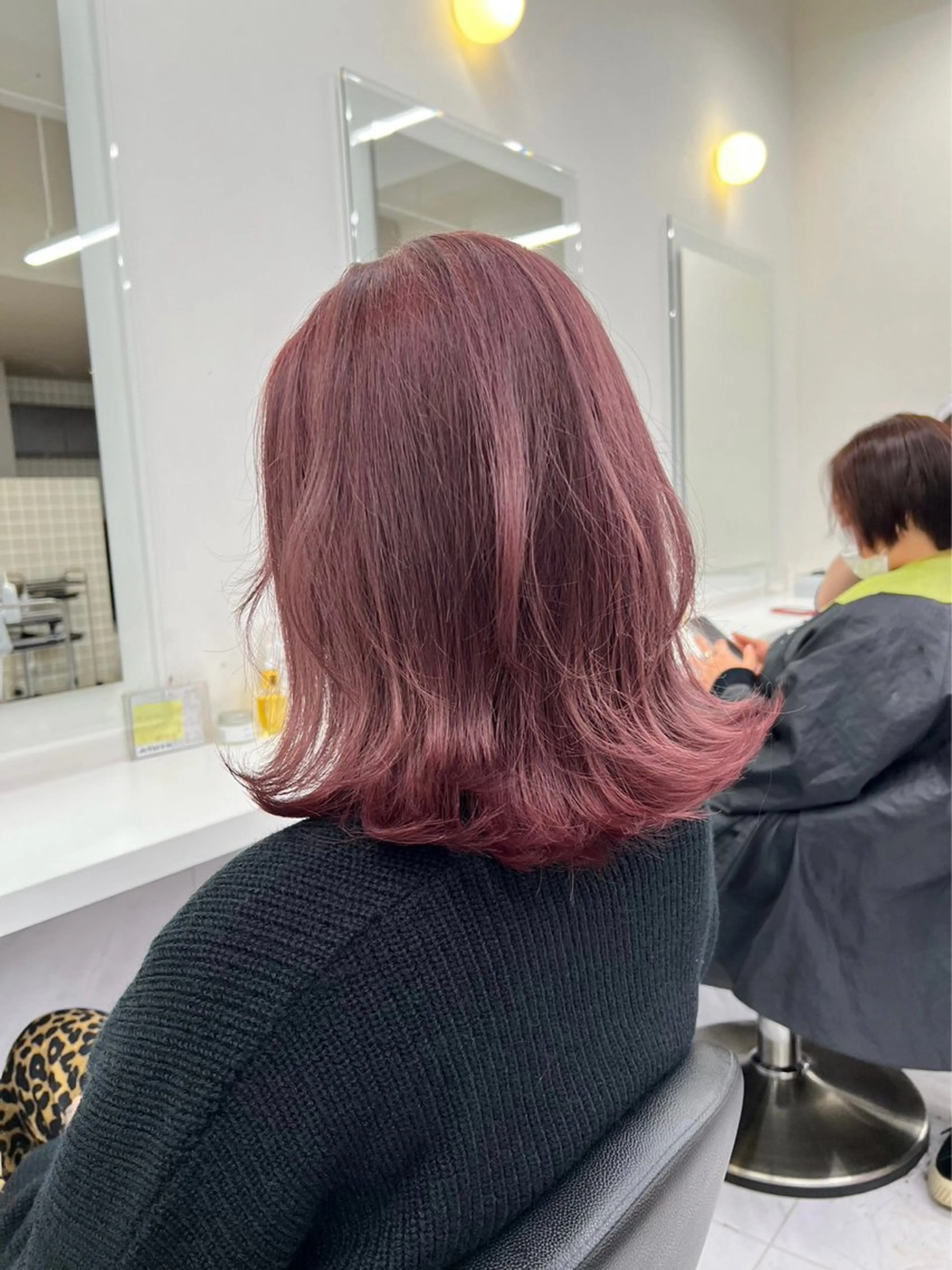 ミディアム ヘアカラー yuria 🌙のヘアスタイル