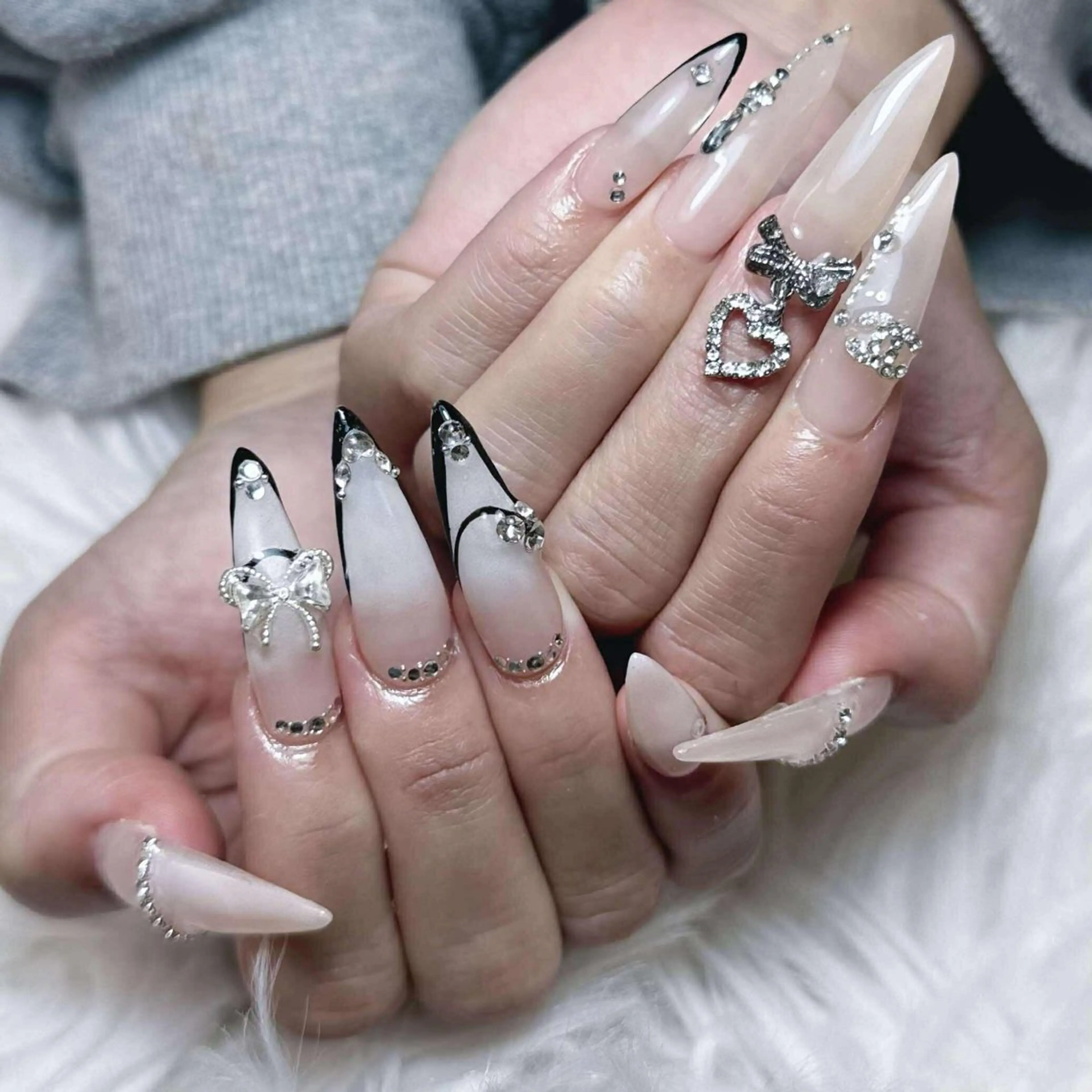 ネイル ハンドネイル ハンドケア Anh Nail 歌舞伎町のネイルデザイン