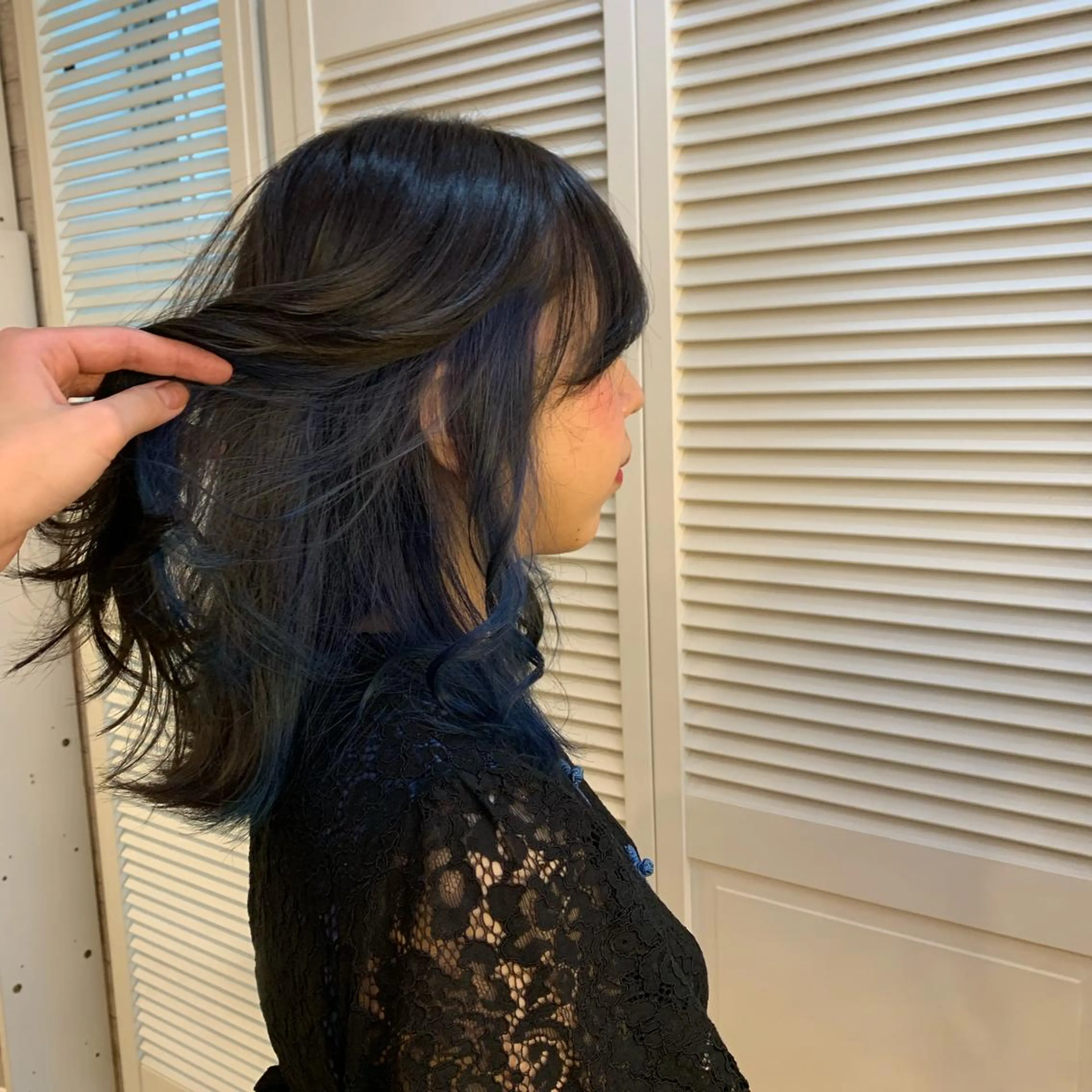 カラー ブルーカラー GOTODAYシェアサロン所属・天野 利咲のヘアスタイル