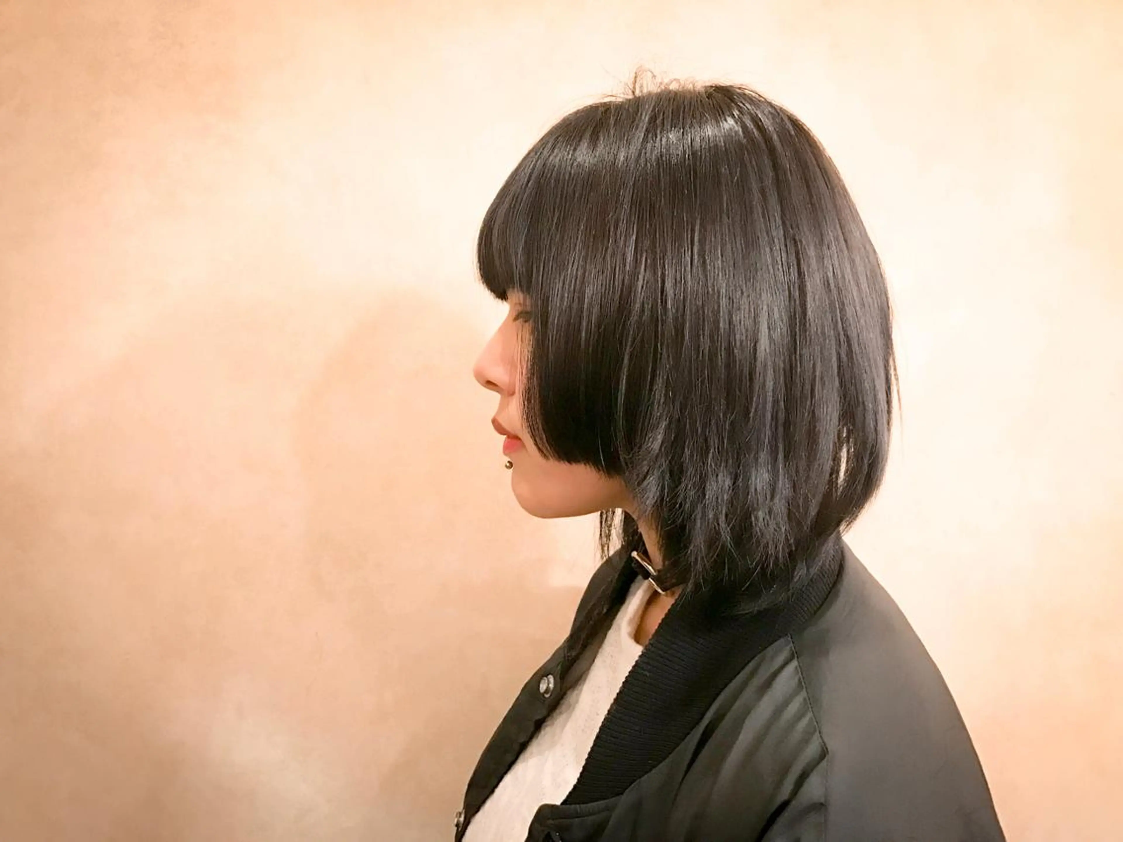 ショート カラー アッシュ ブリーチ EMANOA所属・前田 敬太のヘアスタイル