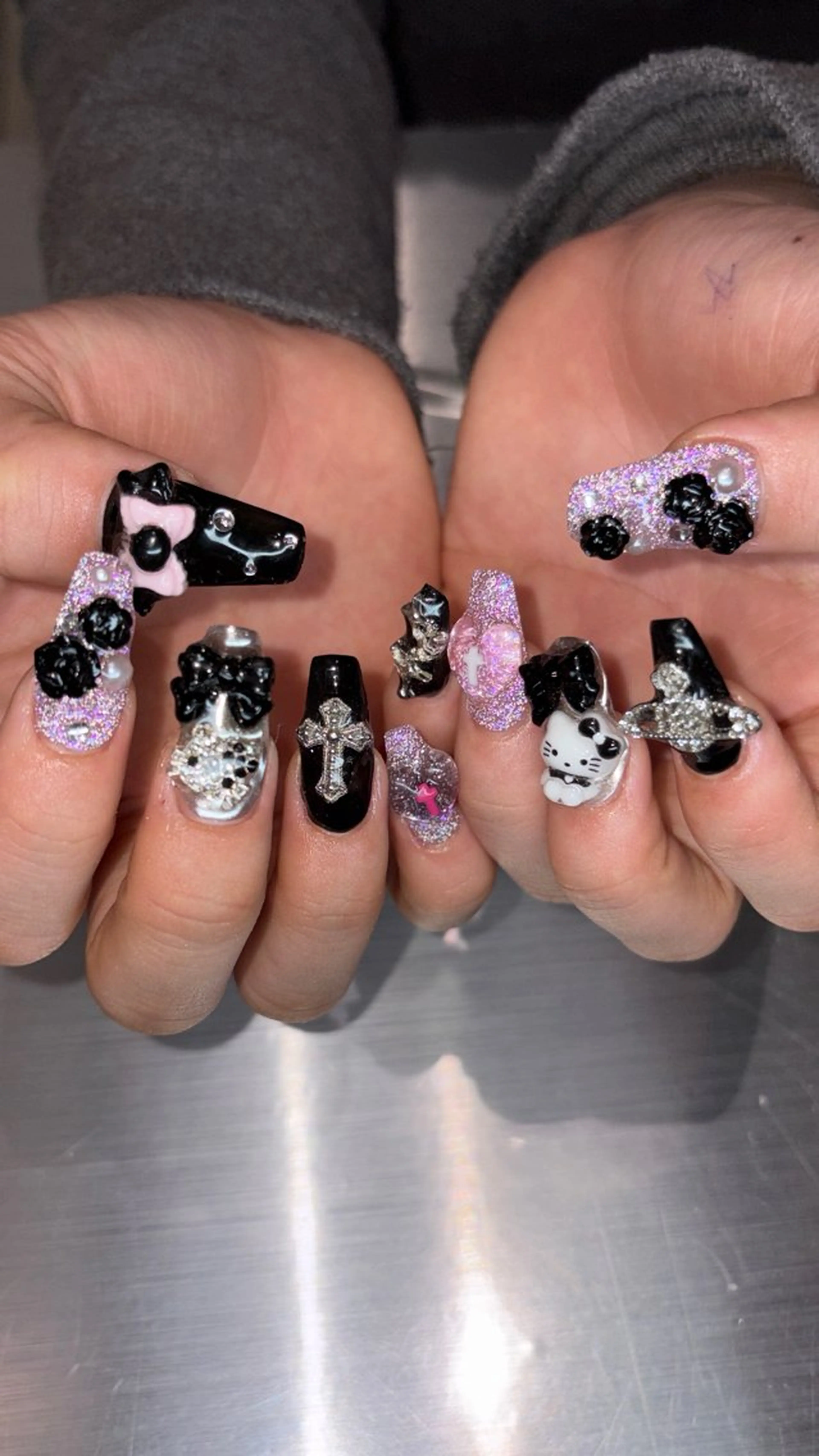 ネイル 👽個性派ネイル🎀 komachiのマツエク・マツパデザイン