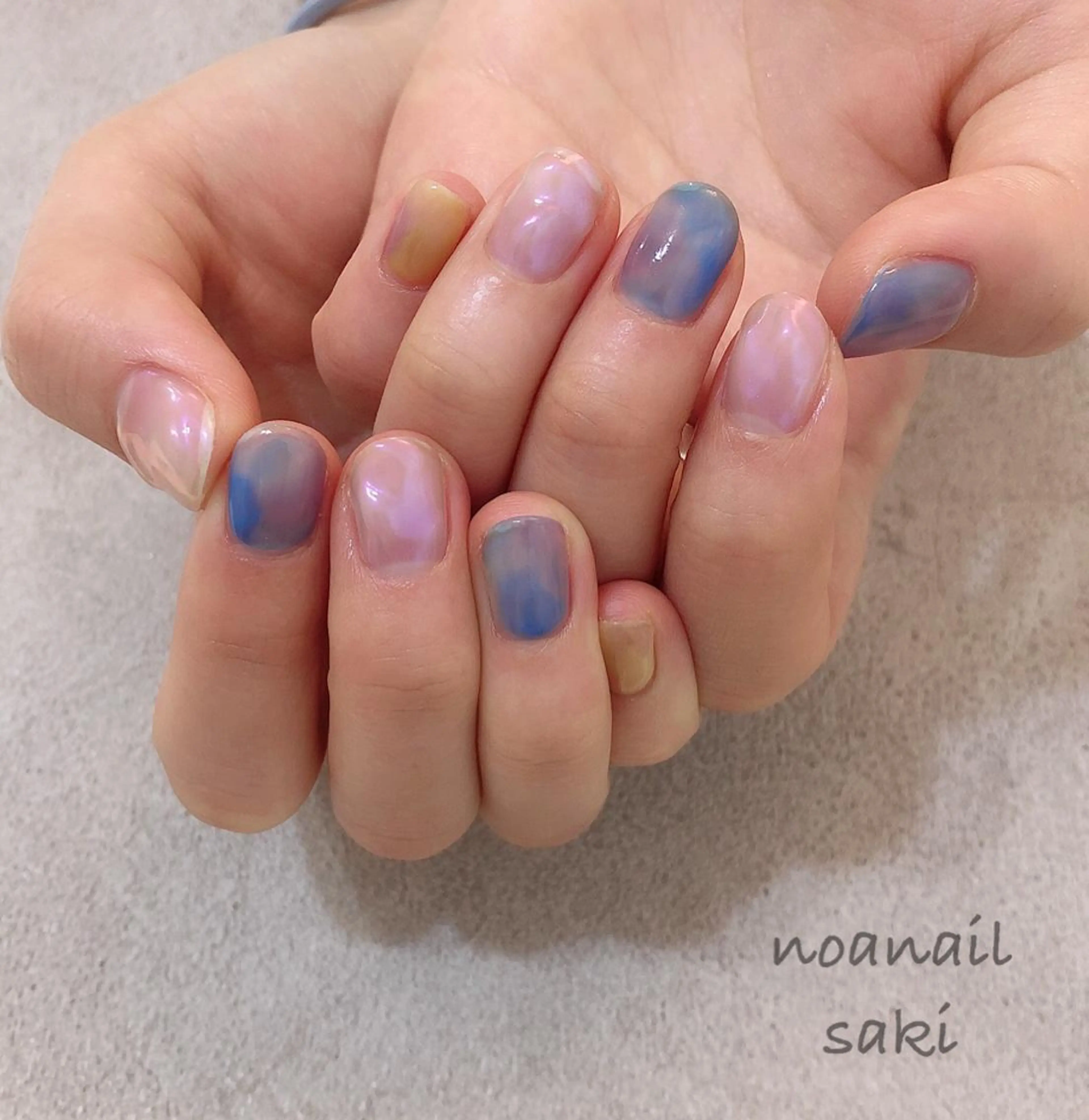 ネイル アートネイル ジェルネイル ミラーネイル ニュアンスネイル パラジェル nailsalon noa所属・nailist sakiのネイルデザイン