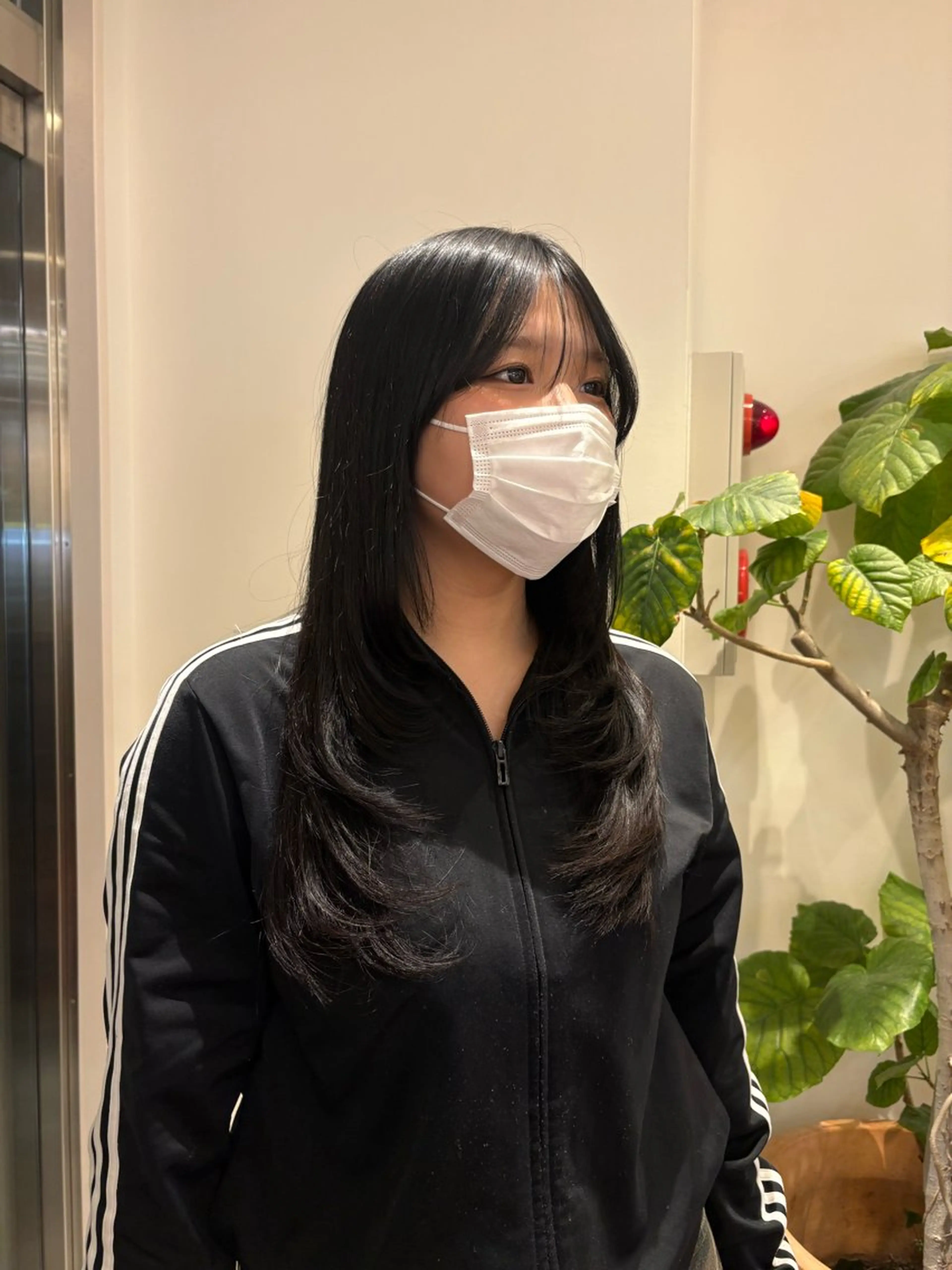 ロング ロングレイヤー レイヤーカット ロング 神田 音羽のヘアスタイル