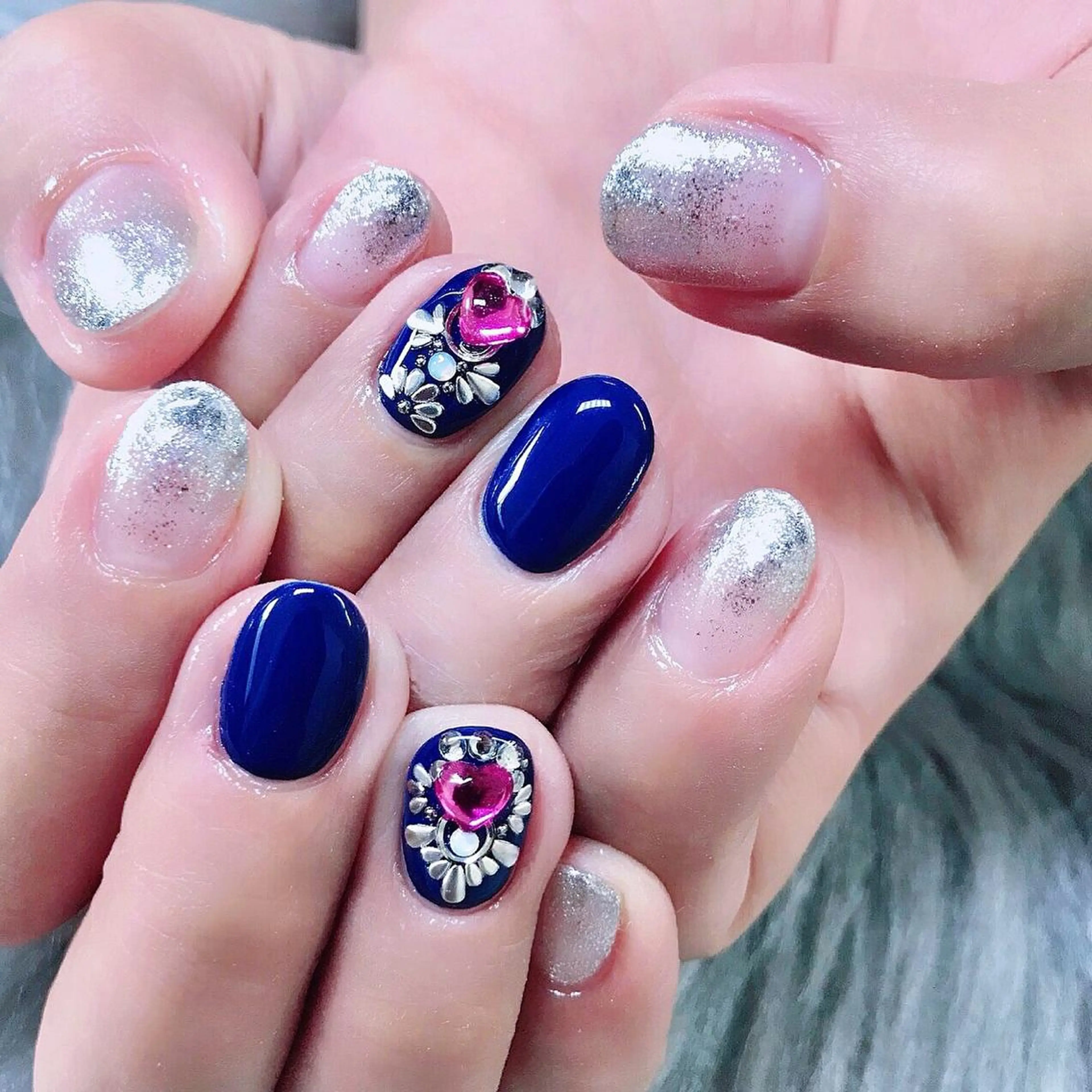 ネイル NOIROUGE所属・NOI ROUGEのネイルデザイン