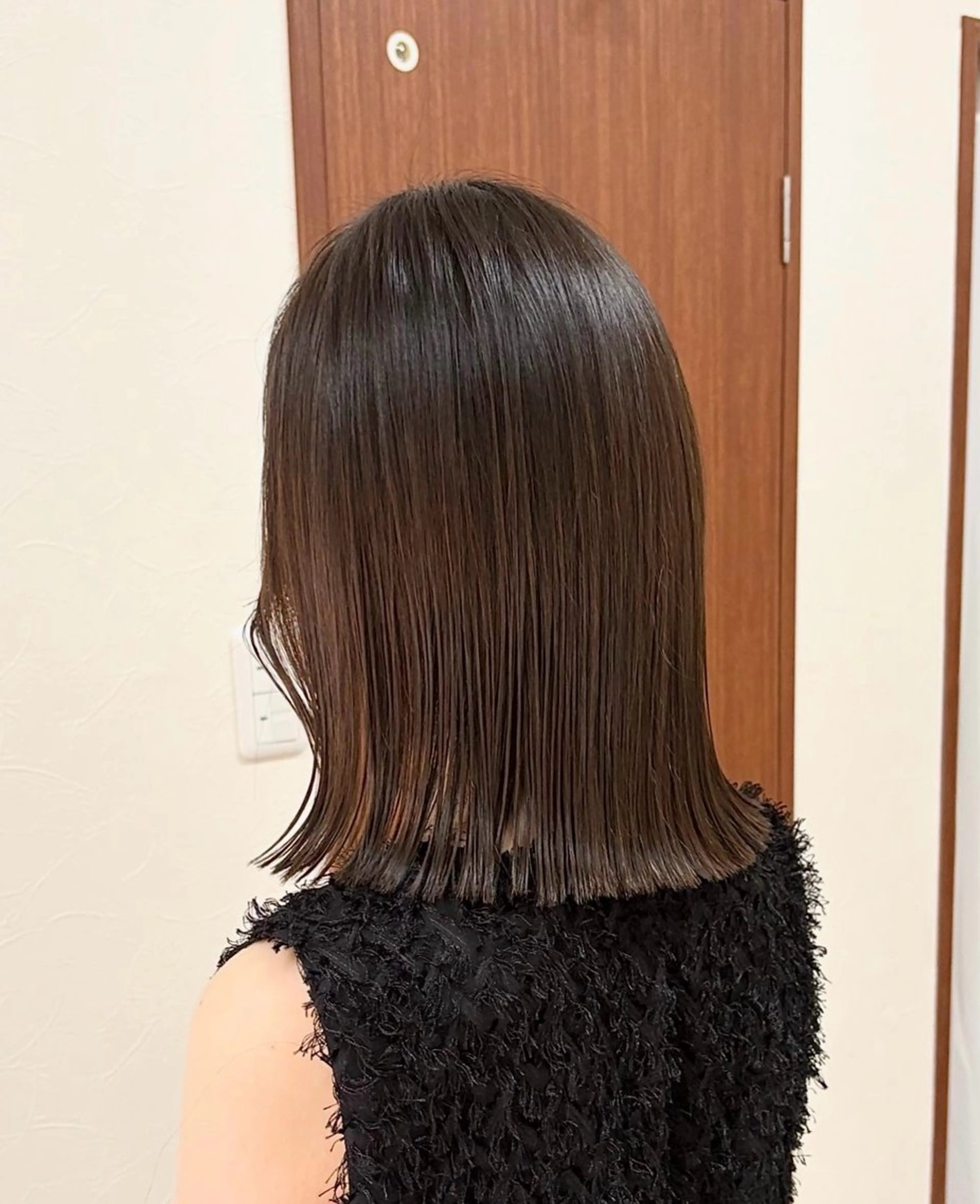 ミディアム カラー 切りっぱなしボブ グレージュ ボブ 髪質改善 カット ヘアカラー トリートメント ハル🌸柔色/ ブリーチなし/艶髪のヘアスタイル