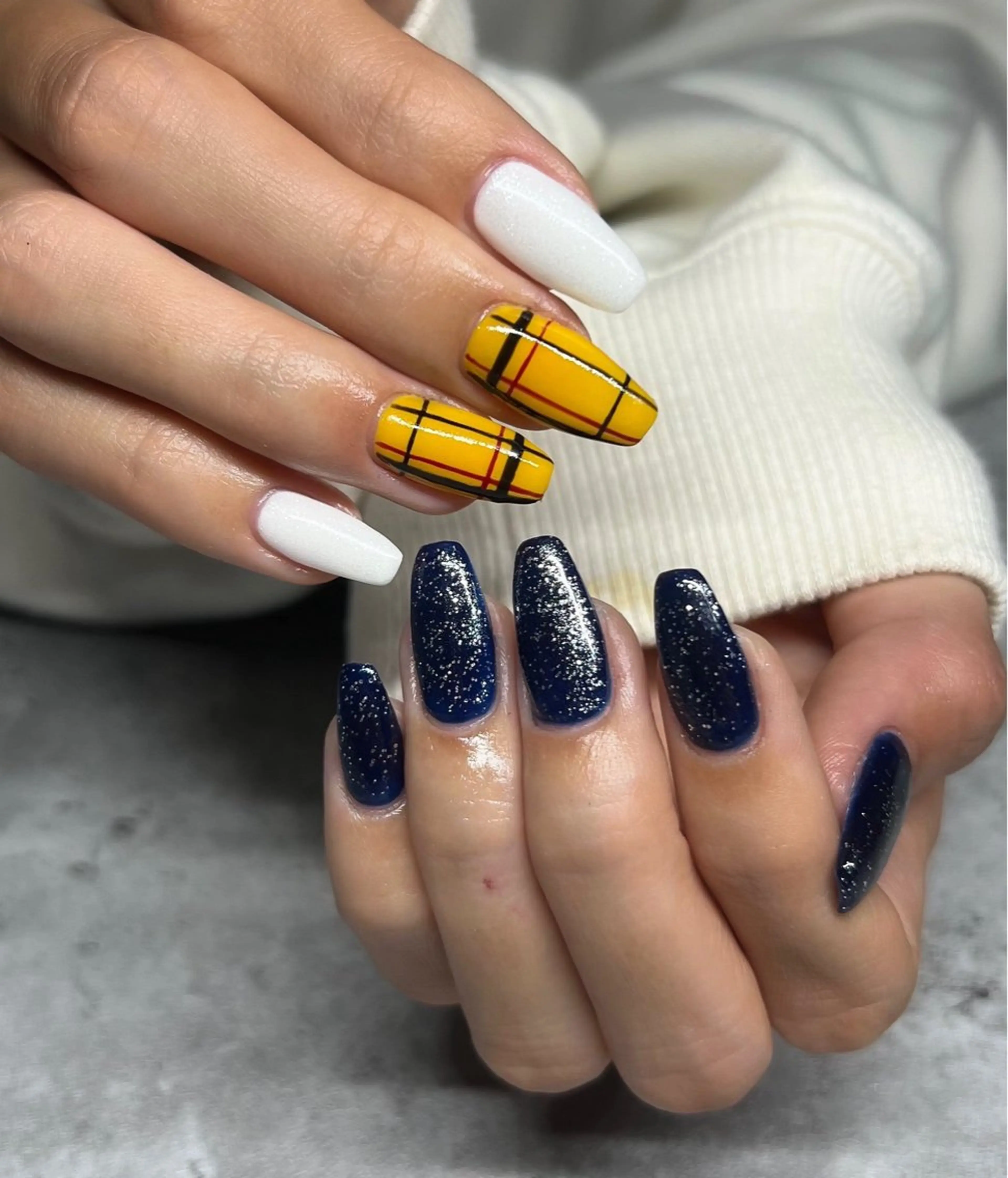 ネイル ハンドネイル Minako 【Charmant】のネイルデザイン