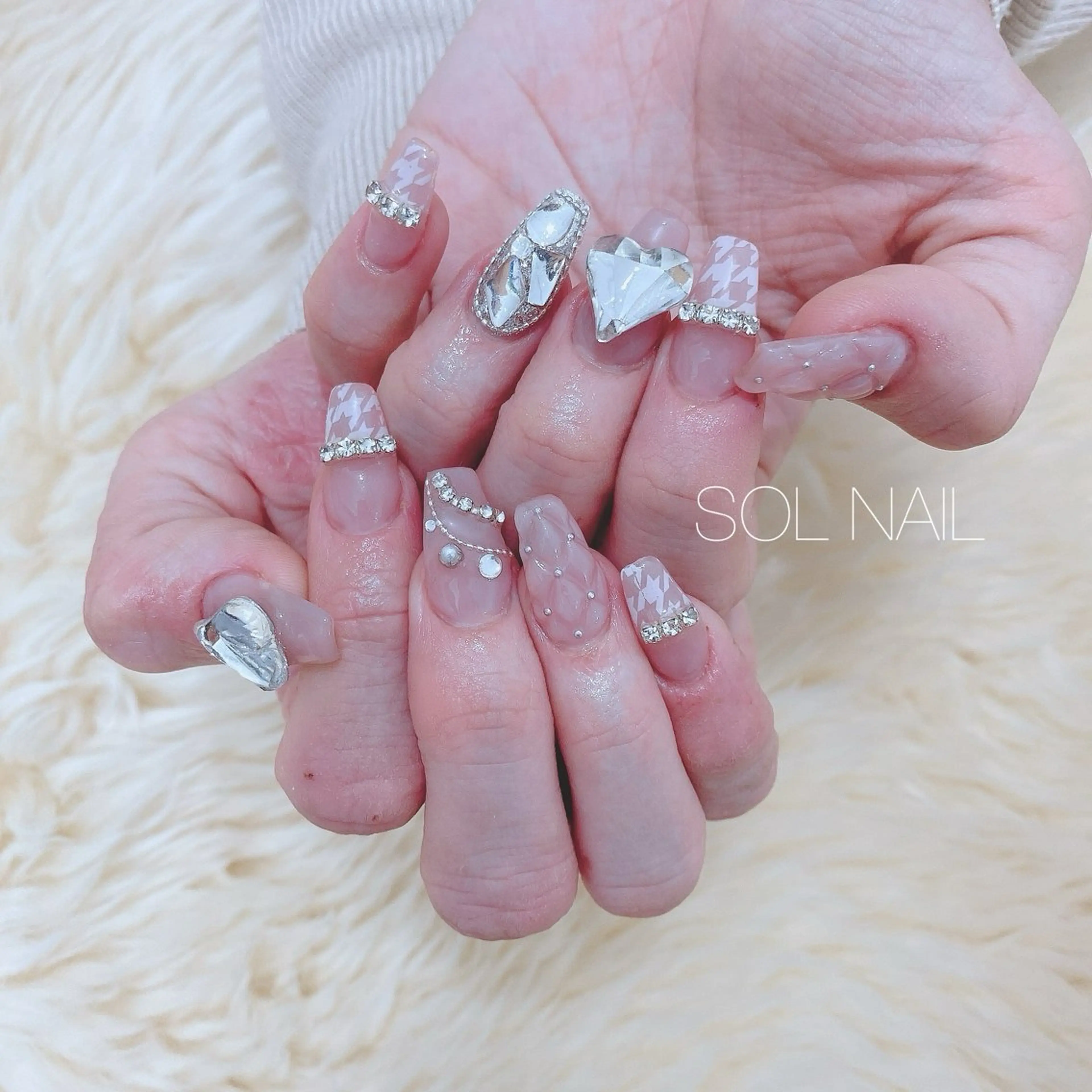 ネイル ハンドネイル SOL NAILのネイルデザイン