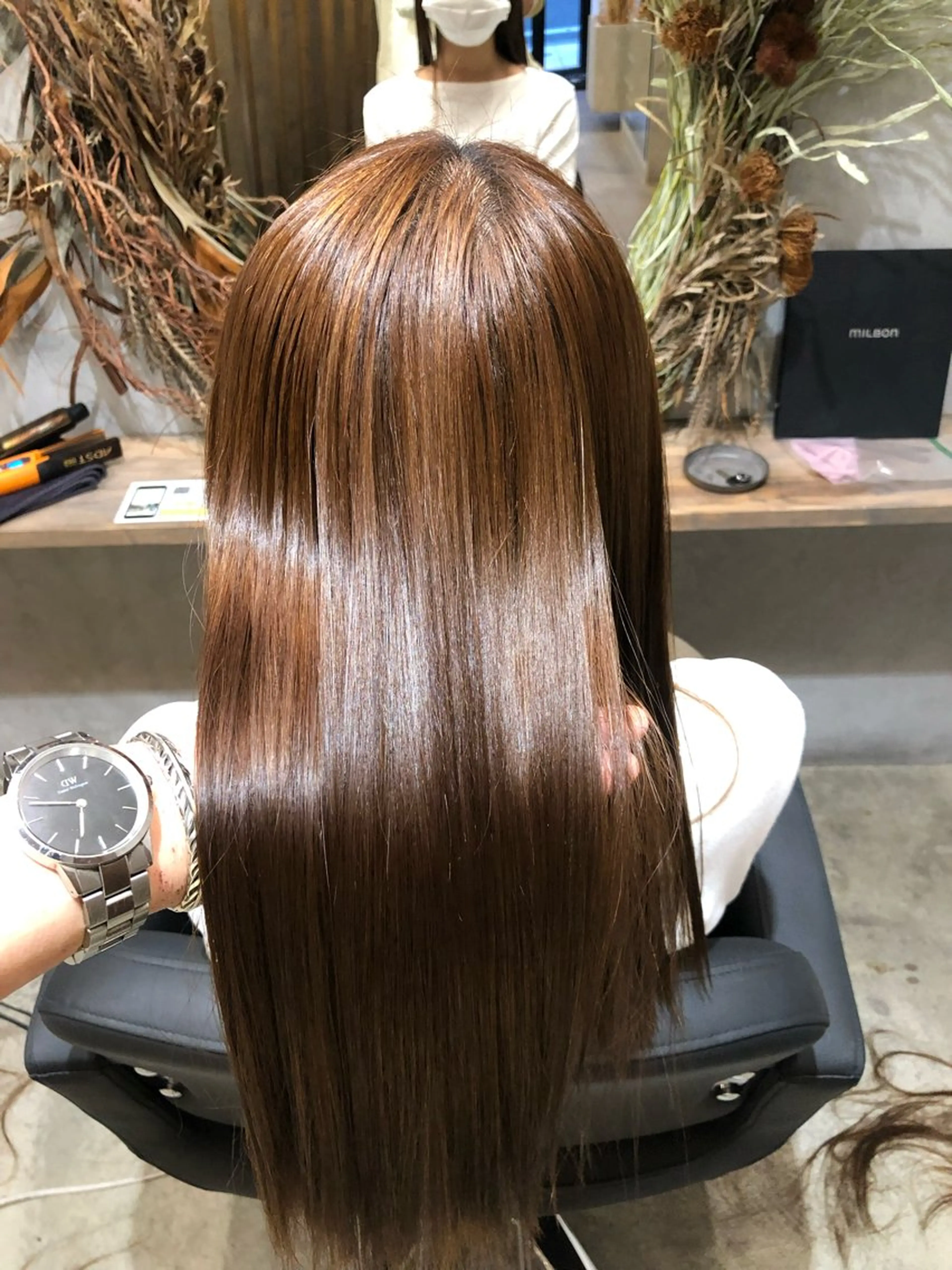 ロング カット 縮毛矯正 【髪質改善】 【酸性ストレート】のヘアスタイル