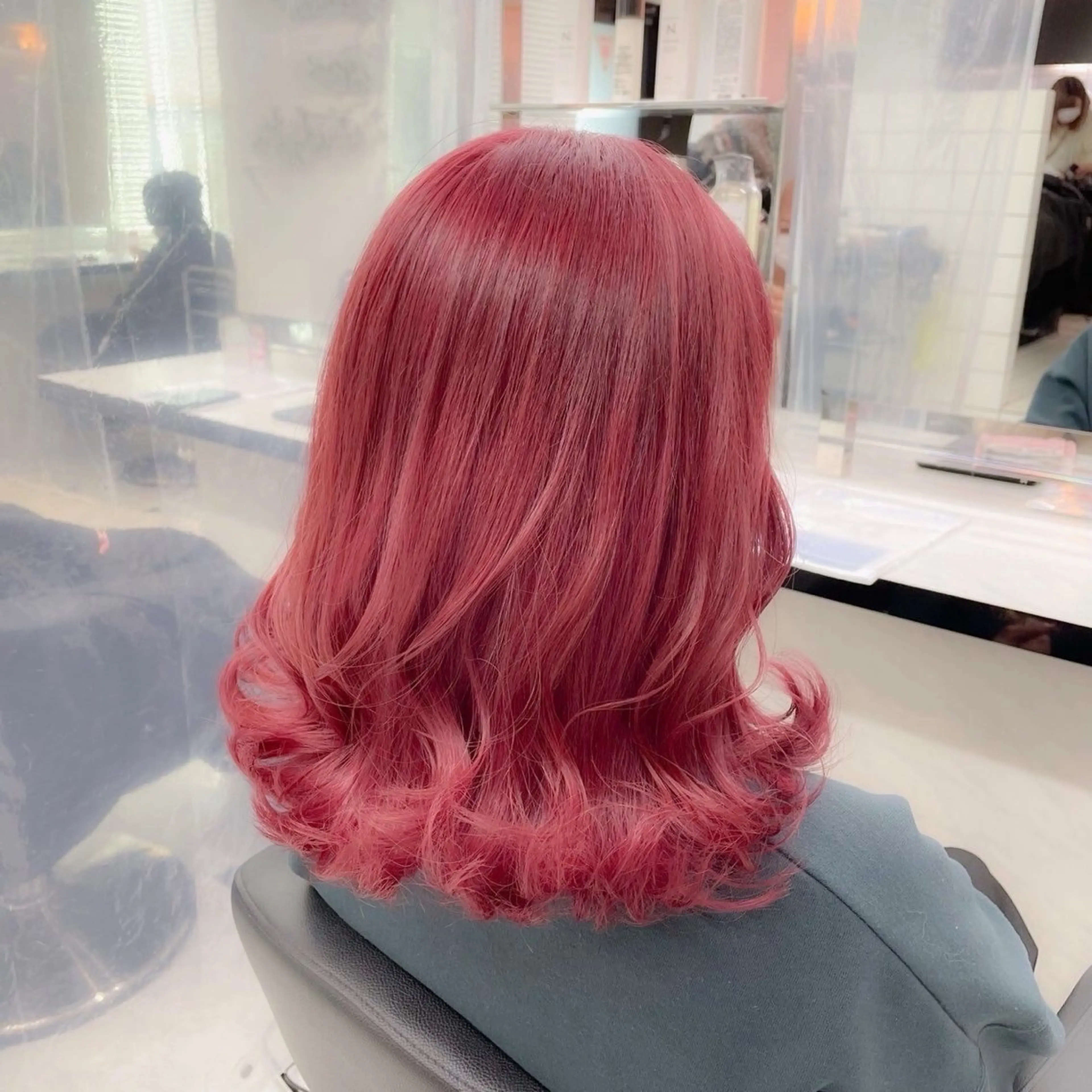 ロング カラー ヘアアレンジ 赤み消しブラウン プロ🐿けんご🐿のヘアスタイル