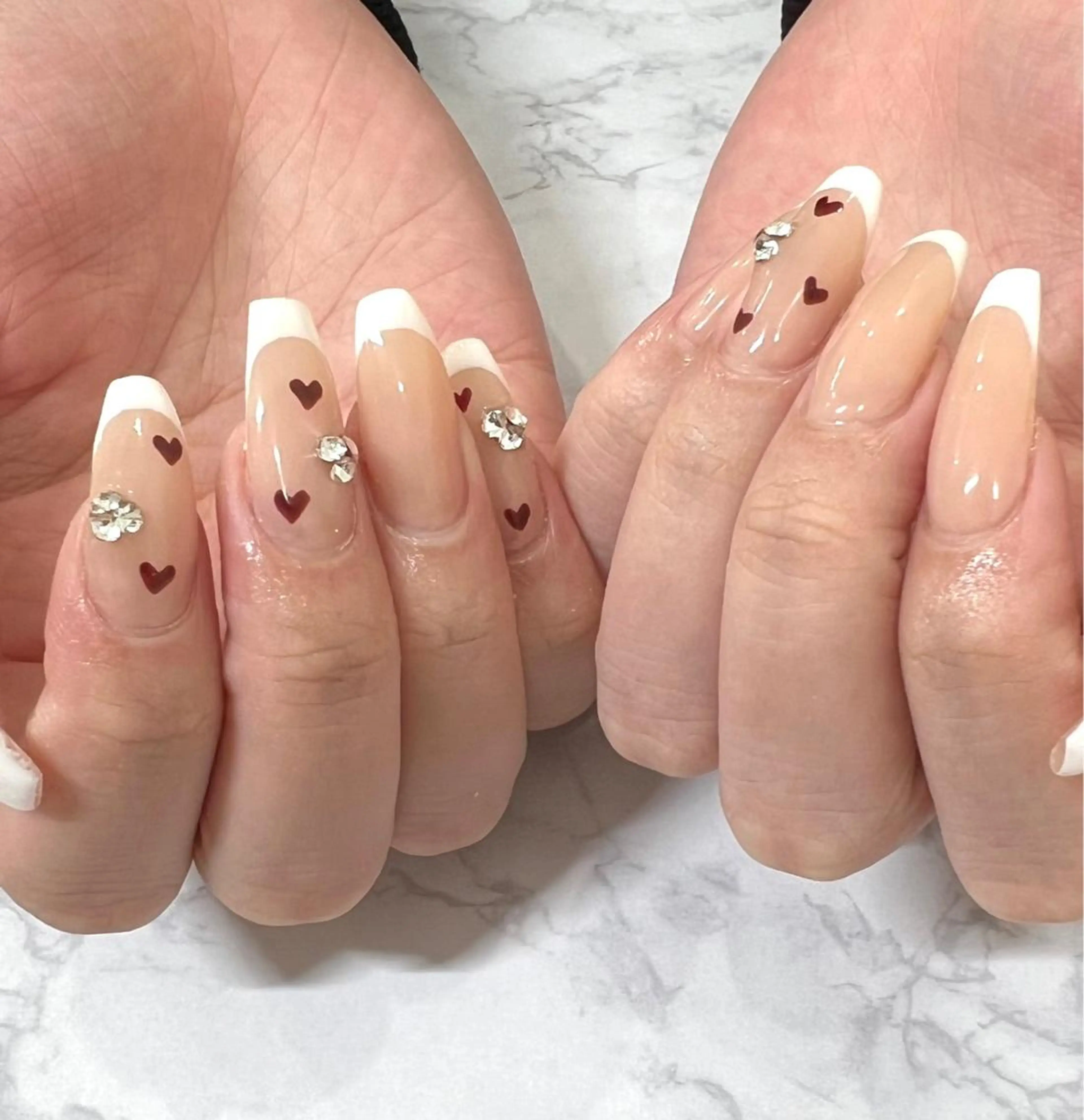 ネイル PEEKABOO京橋 EYE&NAILのマツエク・マツパデザイン