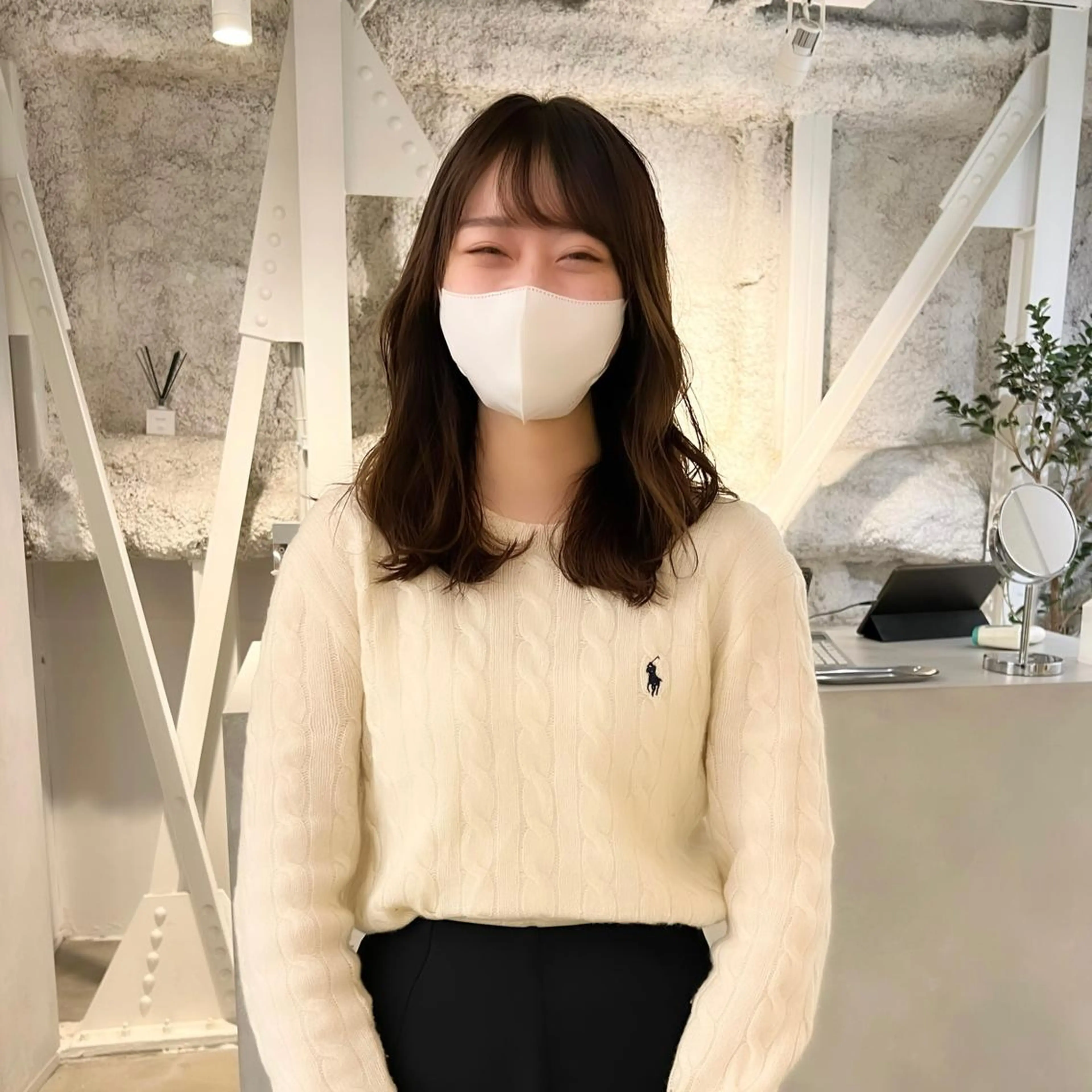 ミディアム カラー パーマ ミディアムパーマ レイヤーカットのプロ 大人ヘア宮森貴志のヘアスタイル