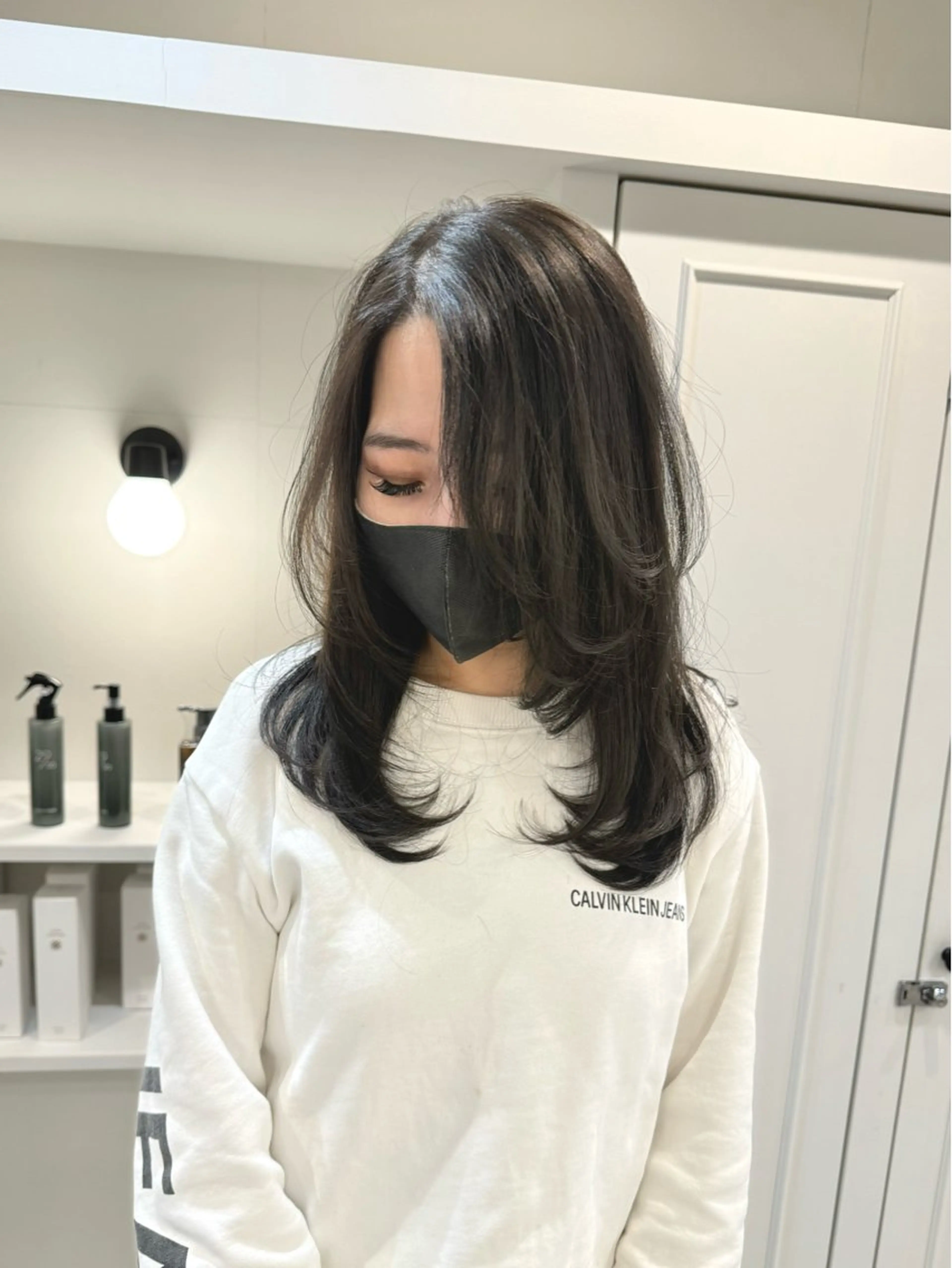 セミロング ヘアアレンジ 外国人風カラー レイヤーカット カット SALOWIN京都河原町Suite店所属・外国人風レイヤー/ ハイトーンSHUのヘアスタイル
