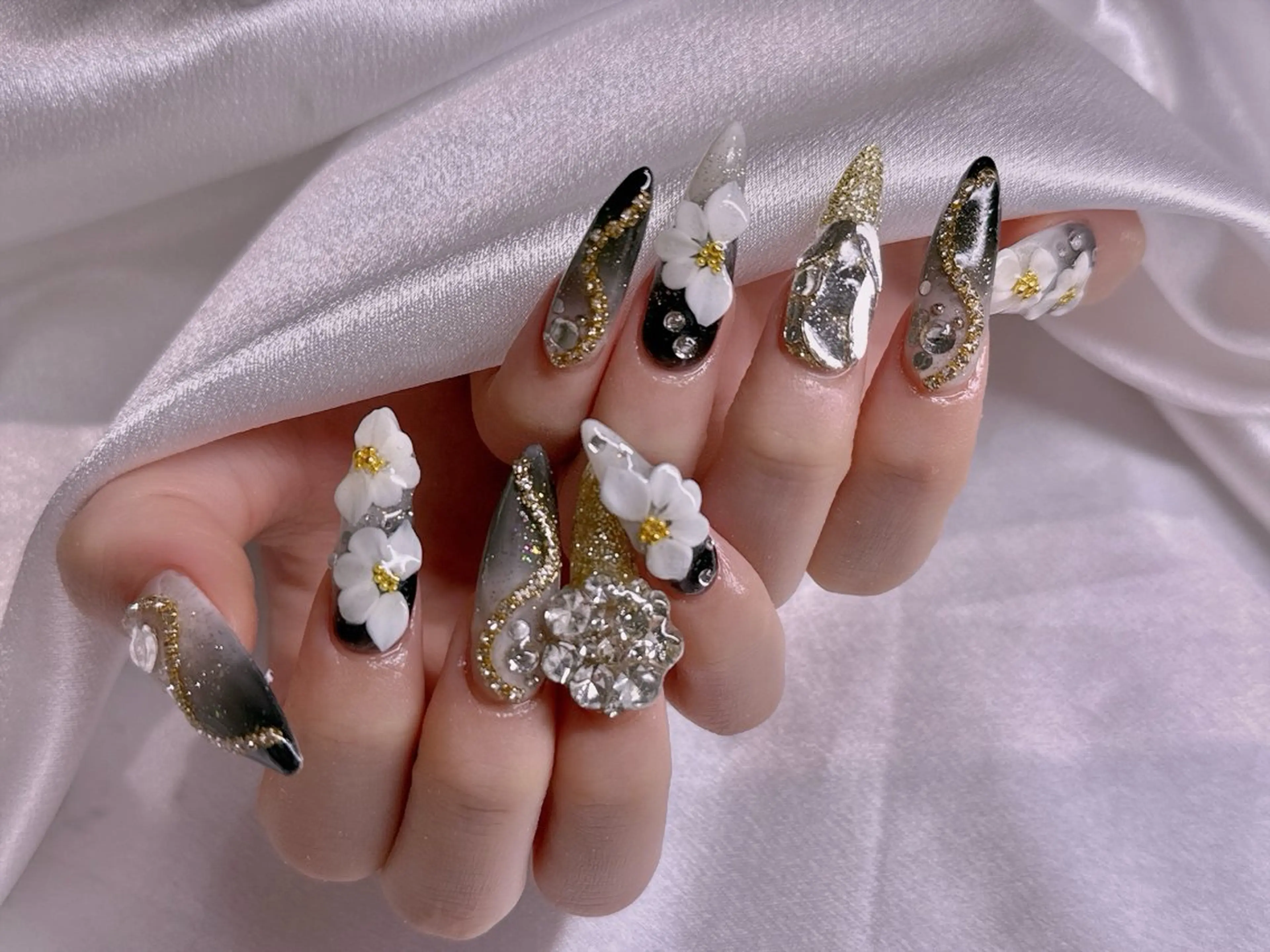 ネイル ハンドネイル 長さだし専門店 M2　rikaのネイルデザイン