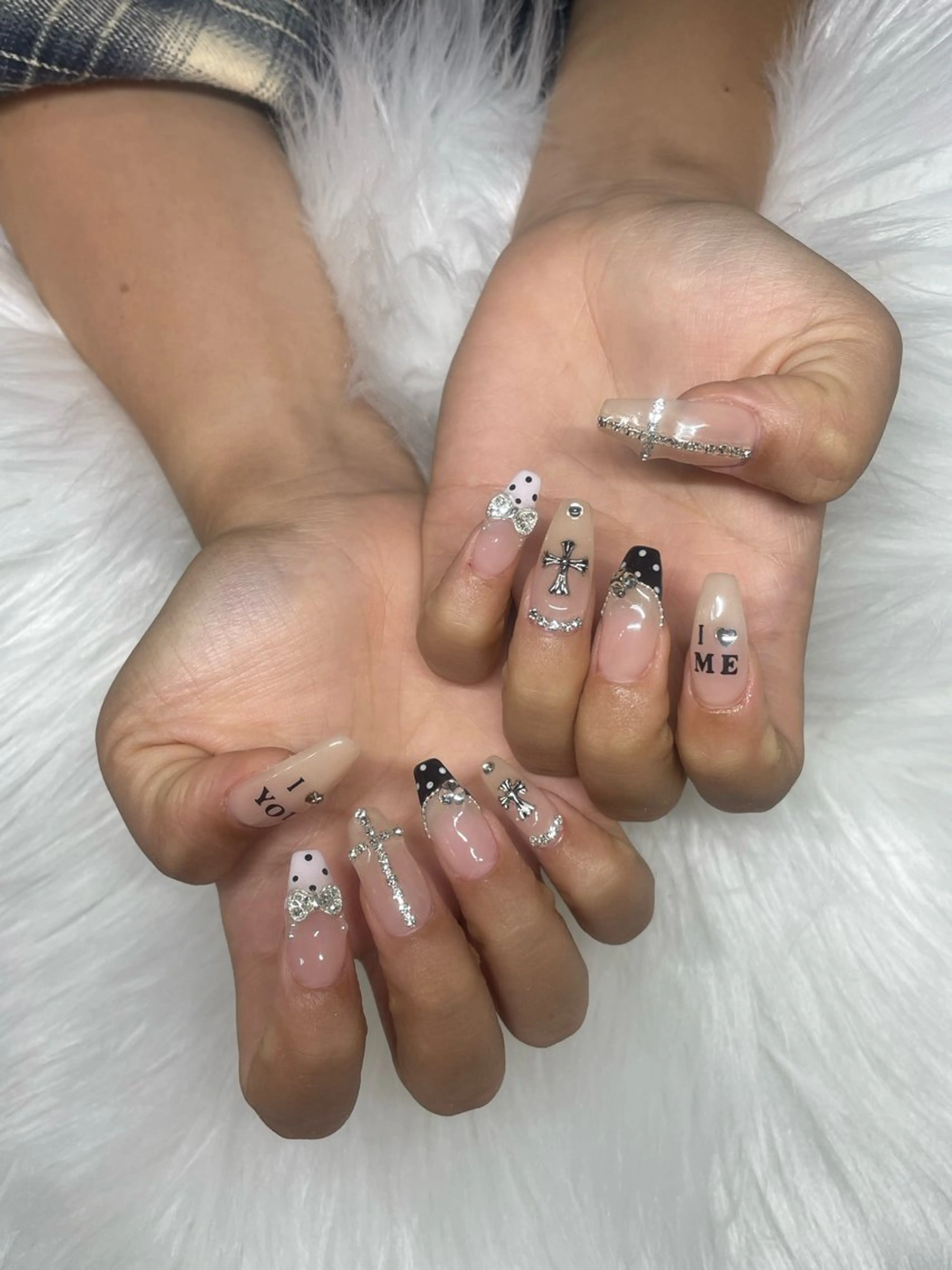 ネイル ハンドネイル オーロラ所属・YUI nailのネイルデザイン