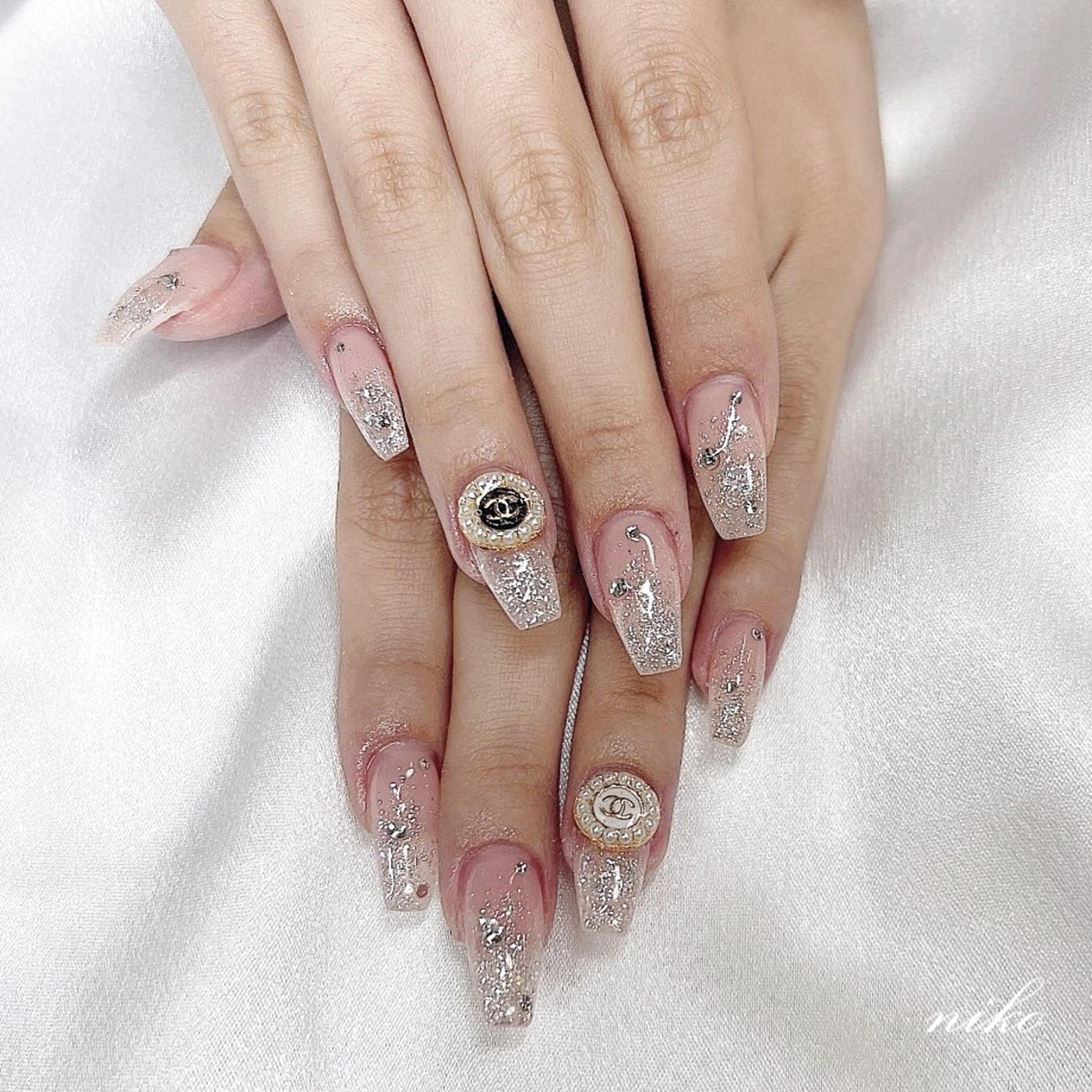 ネイル チークネイル 長さ出し フラッシュネイル フットネイル フレンチネイル Niko nailサロンのネイルデザイン