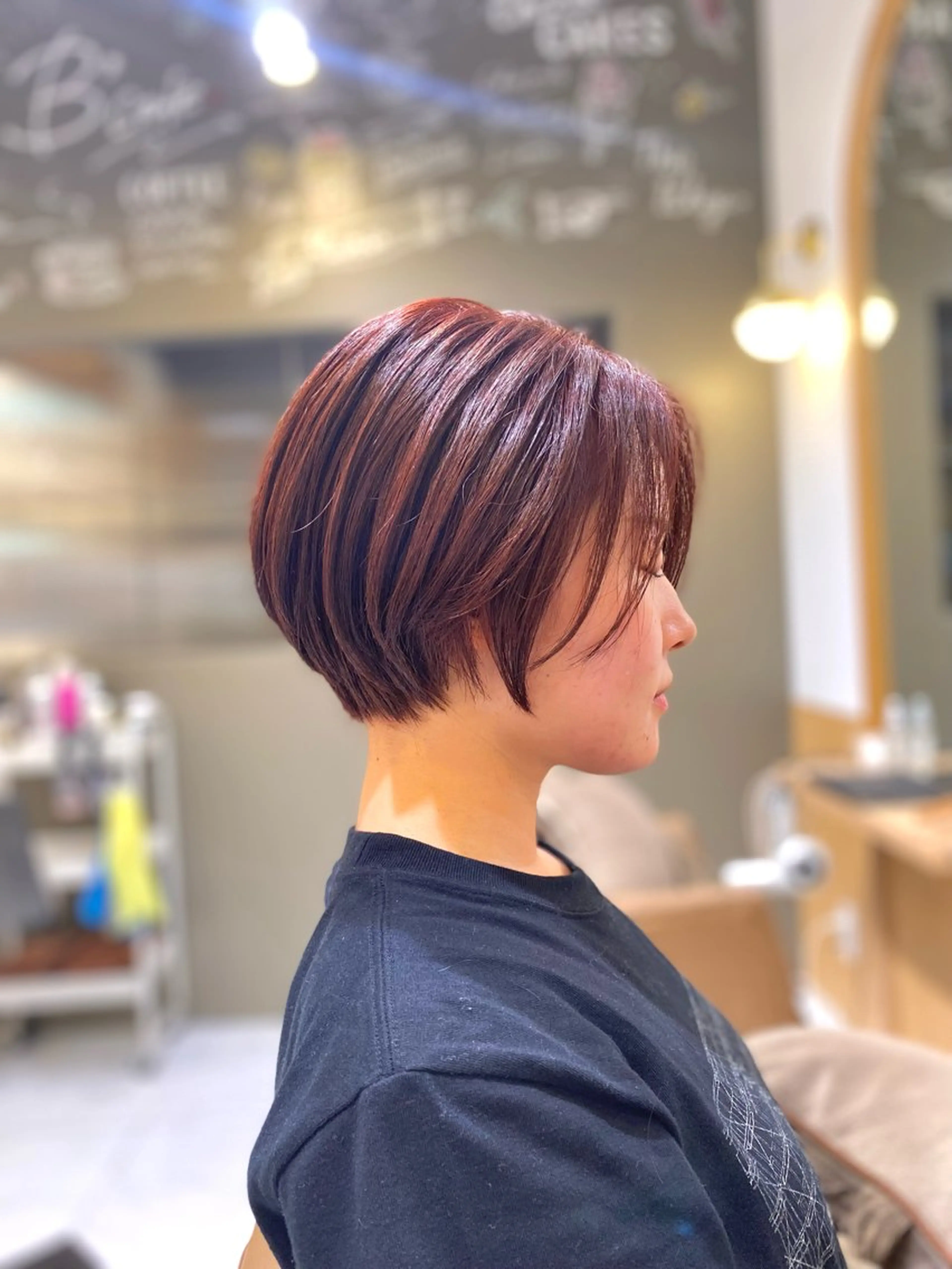 ショート カラー ショートボブ ブリーチ ブリーチなしカラー ボブ ショートヘア カット ヘアカラー 坂井 茅聖のヘアスタイル