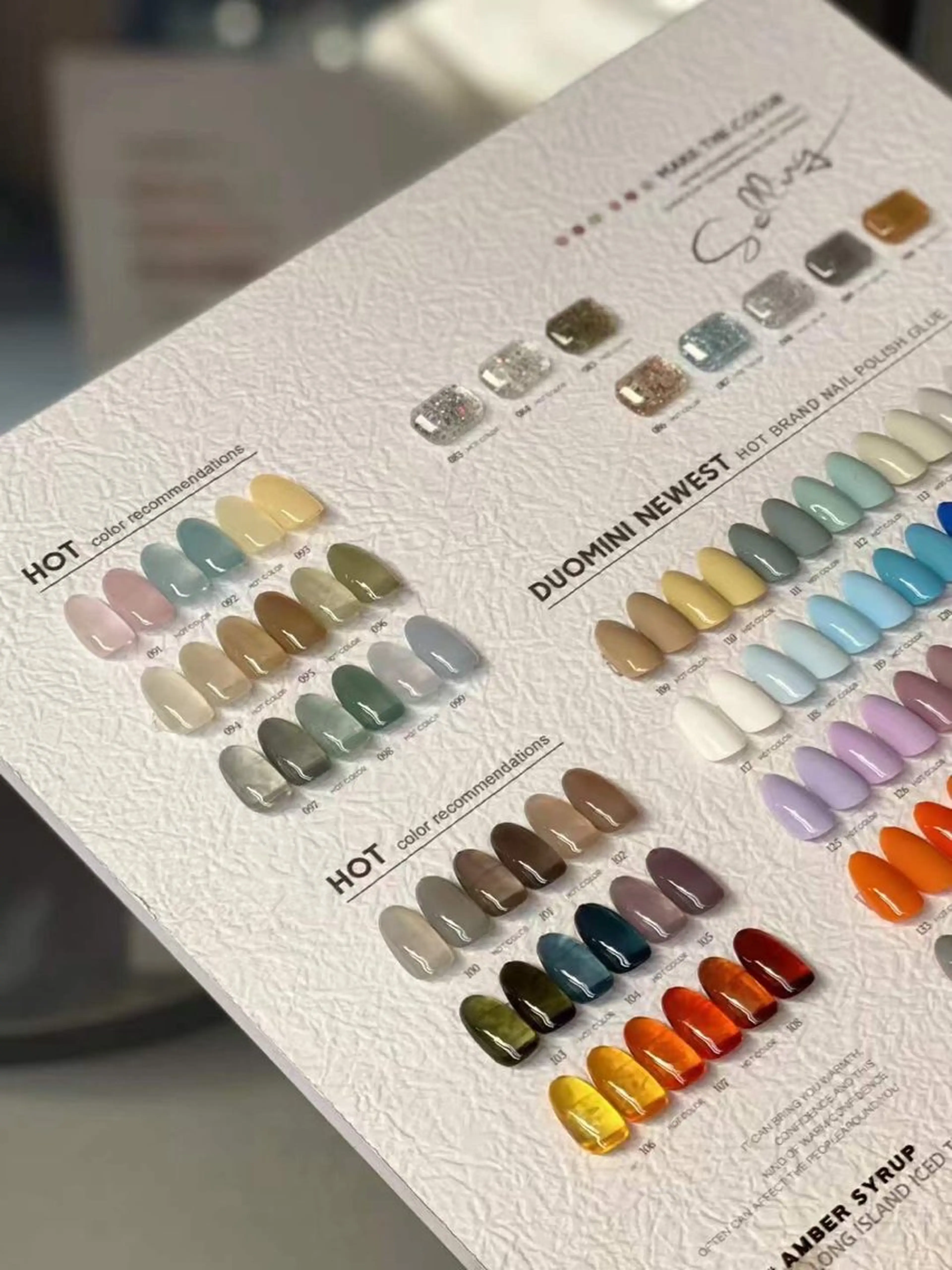 ネイル ジェルネイル ハート 韓国ネイル ニュアンスネイル パラジェル Nikoネイルサロン 上野店のネイルデザイン