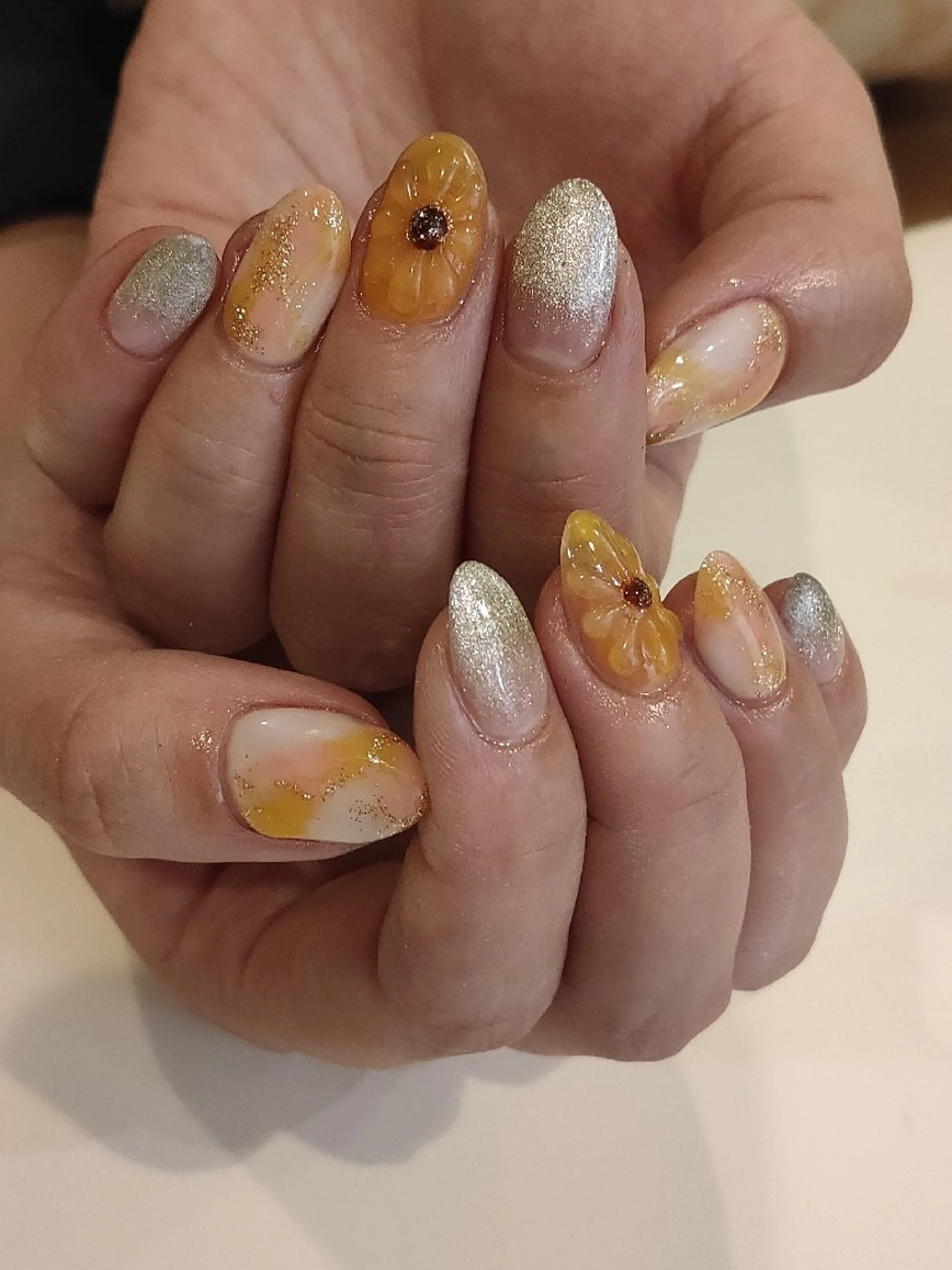 ネイル ecrin kana🌺のネイルデザイン