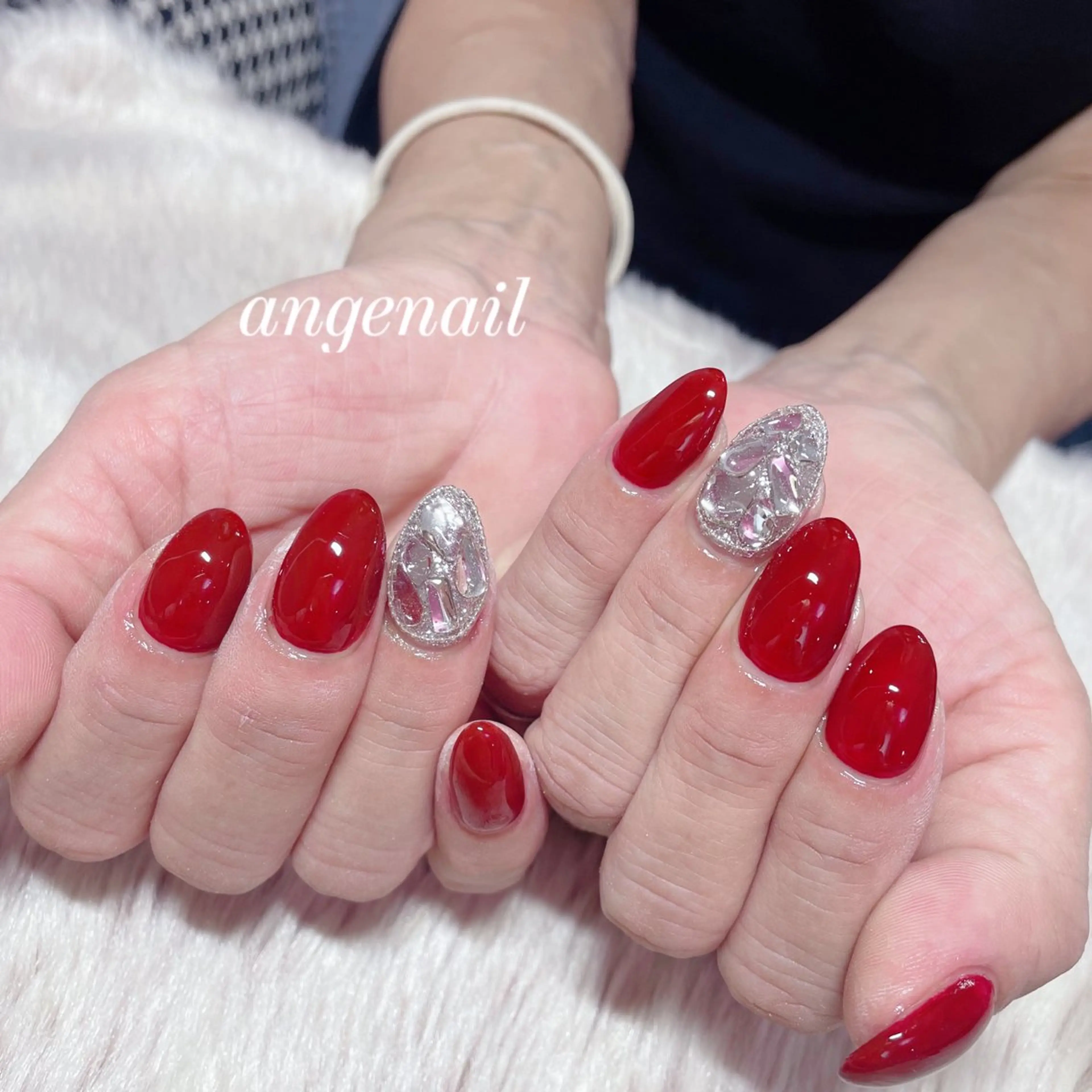 ネイル ハンドネイル オーナーネイリスト MAKIのネイルデザイン