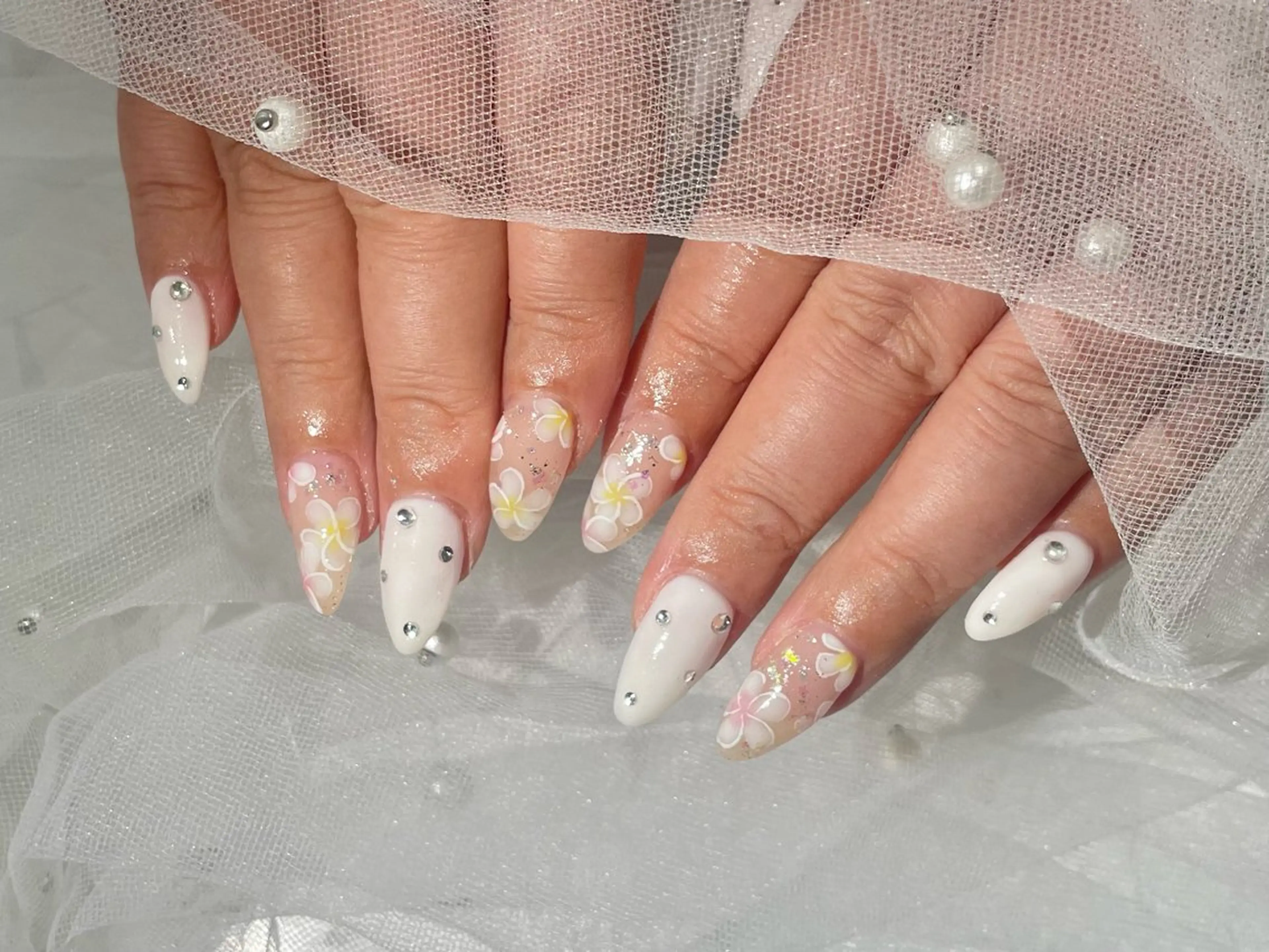 ネイル ＿WHITE+南海難波店所属・_WHITE+ 南海難波店のネイルデザイン