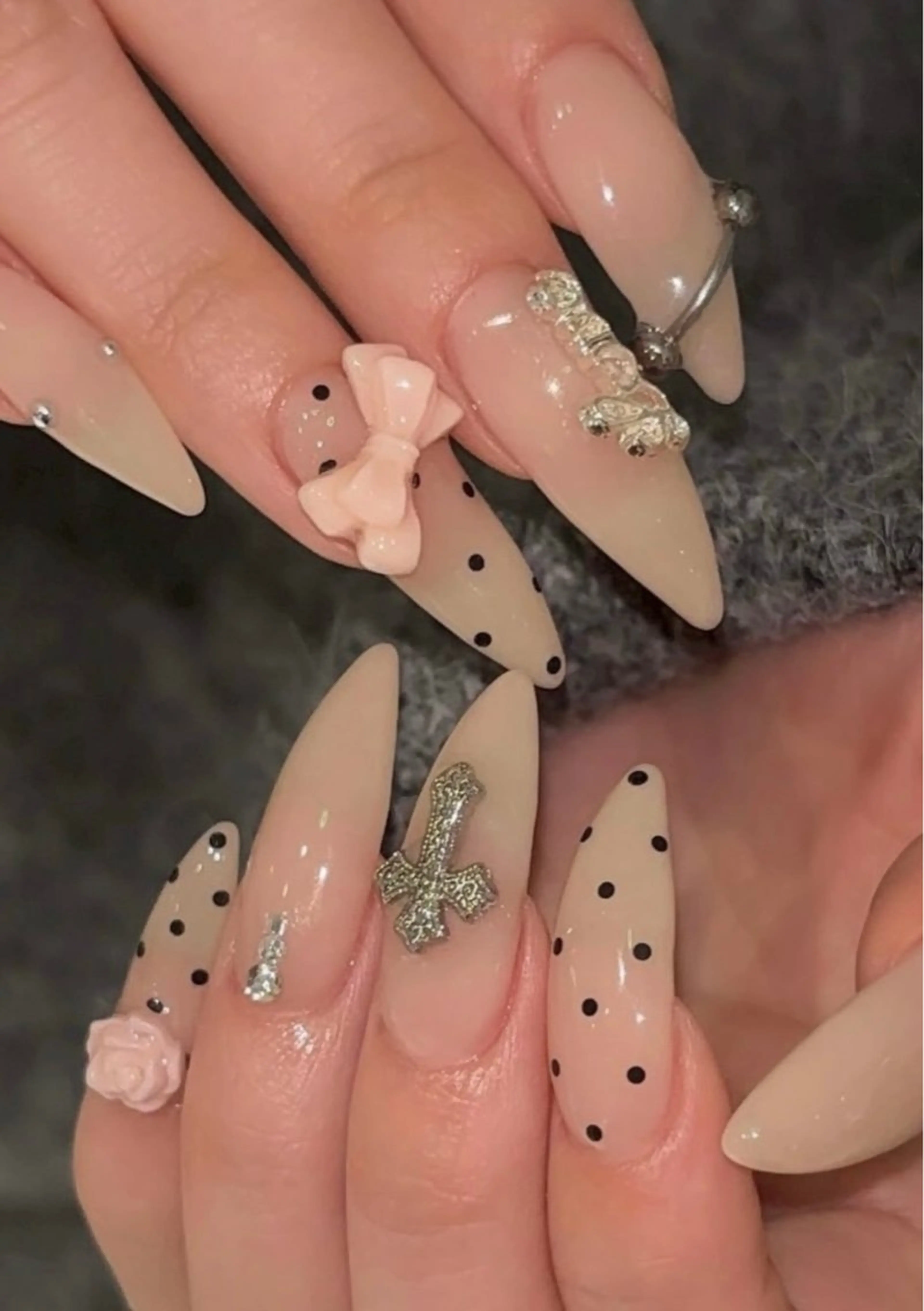 ネイル ハンドネイル NiJi Nailsのネイルデザイン