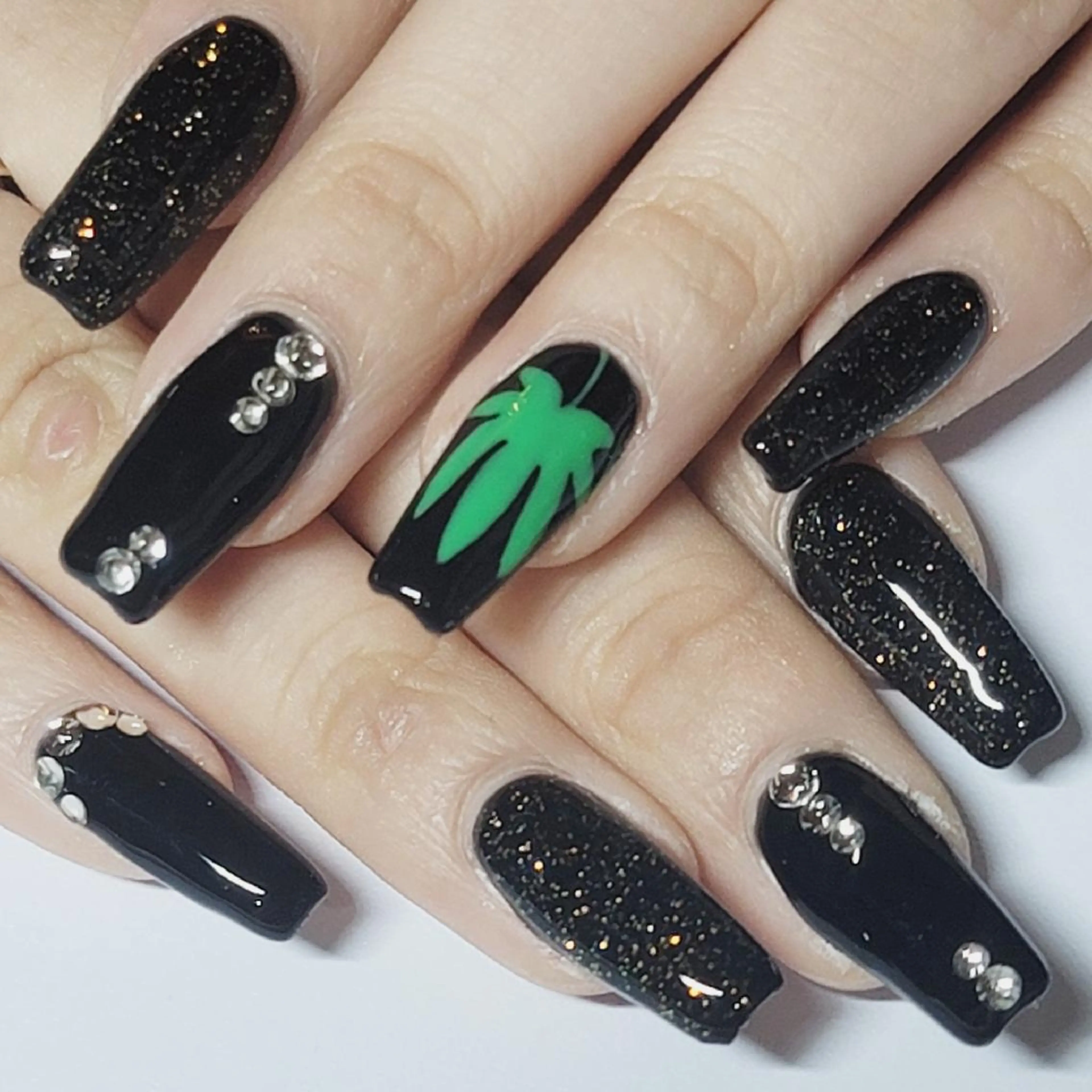 ネイル ラメ(グリッター) ワンカラーネイル ハンドネイル よしだ ひろきのネイルデザイン