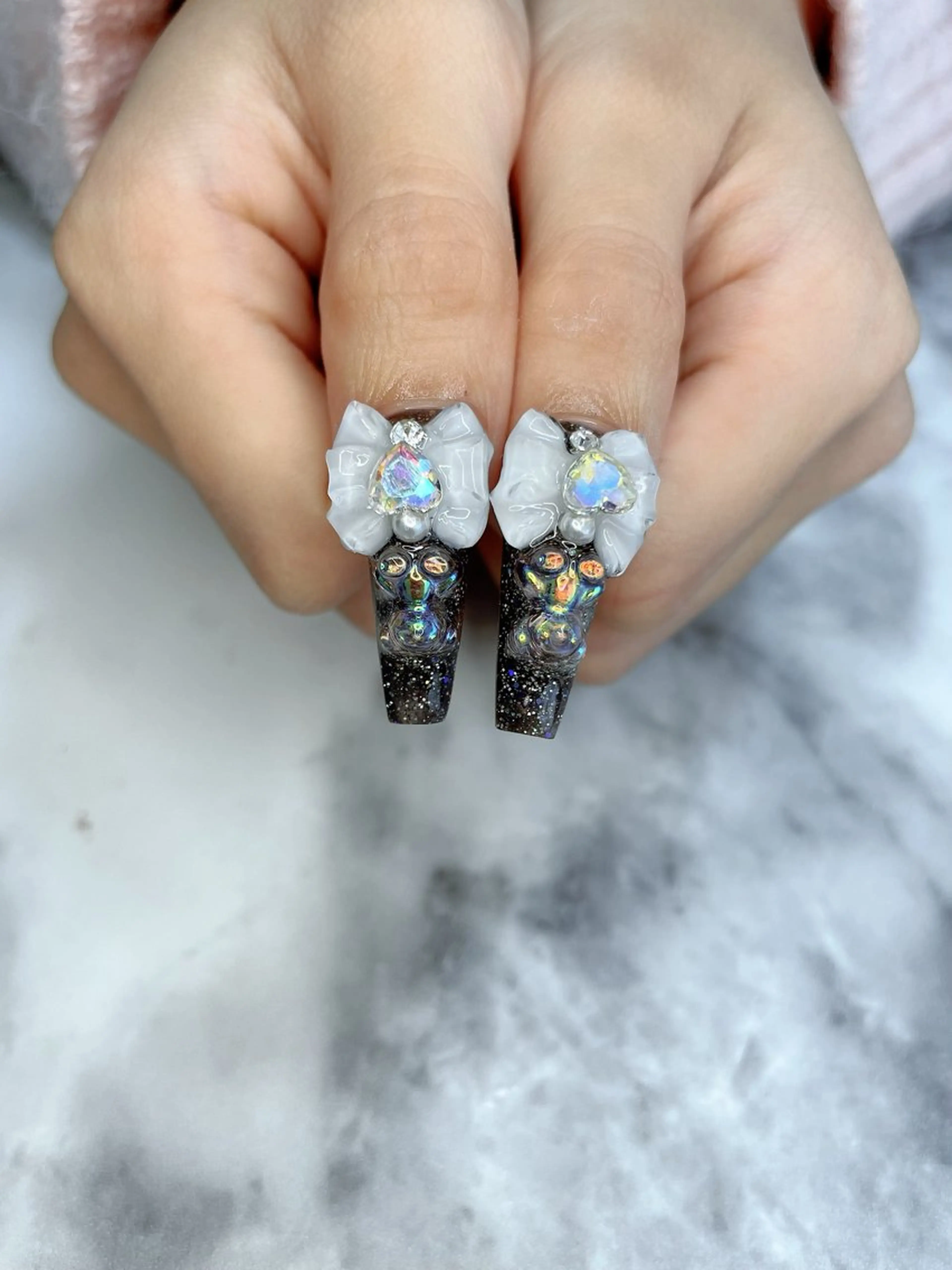 ネイル リボン ハンドネイル salon de belnetta所属・kayo 💅のネイルデザイン