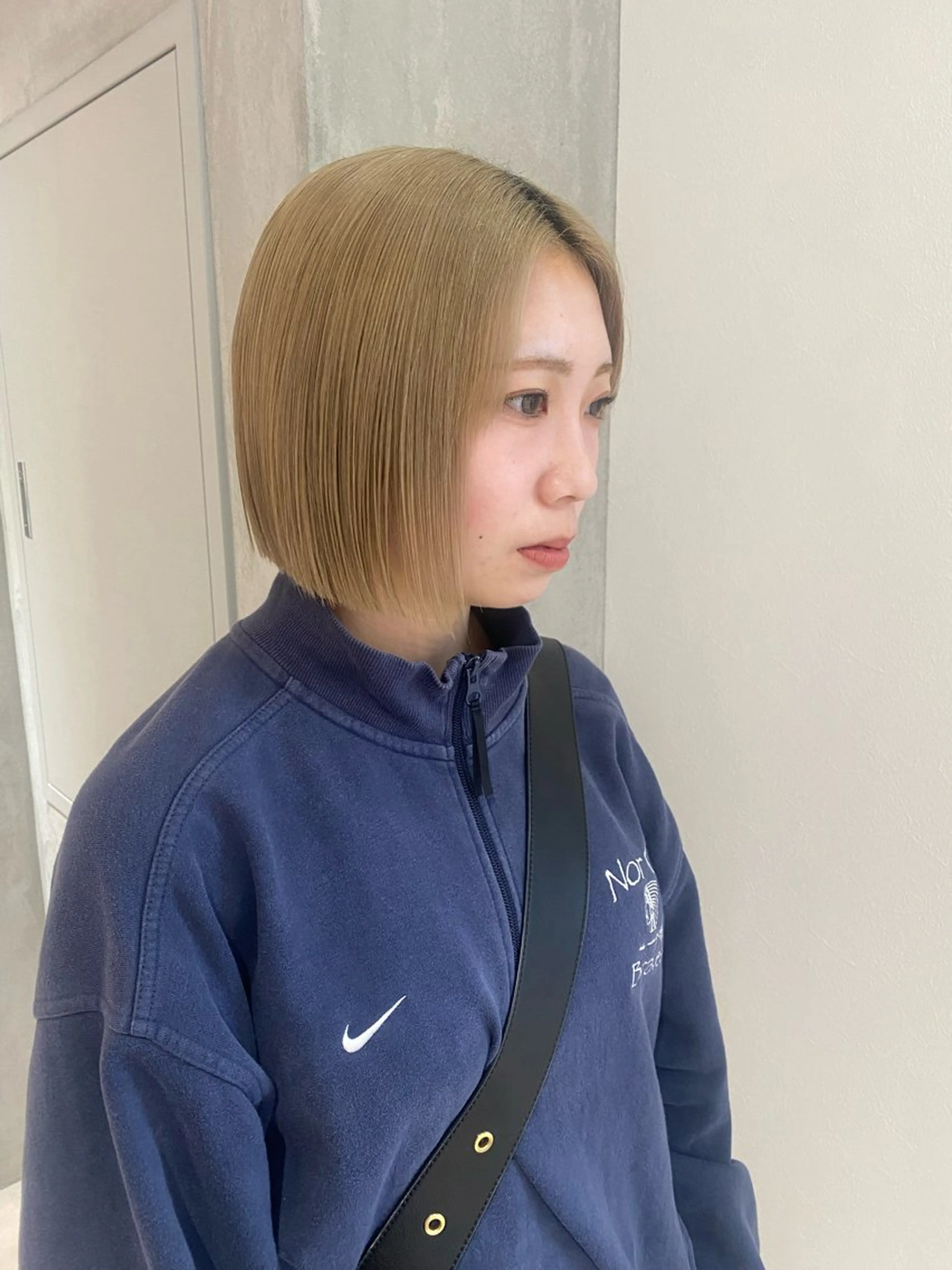 ミディアム カット YOKE所属・いとう ほのかのヘアスタイル