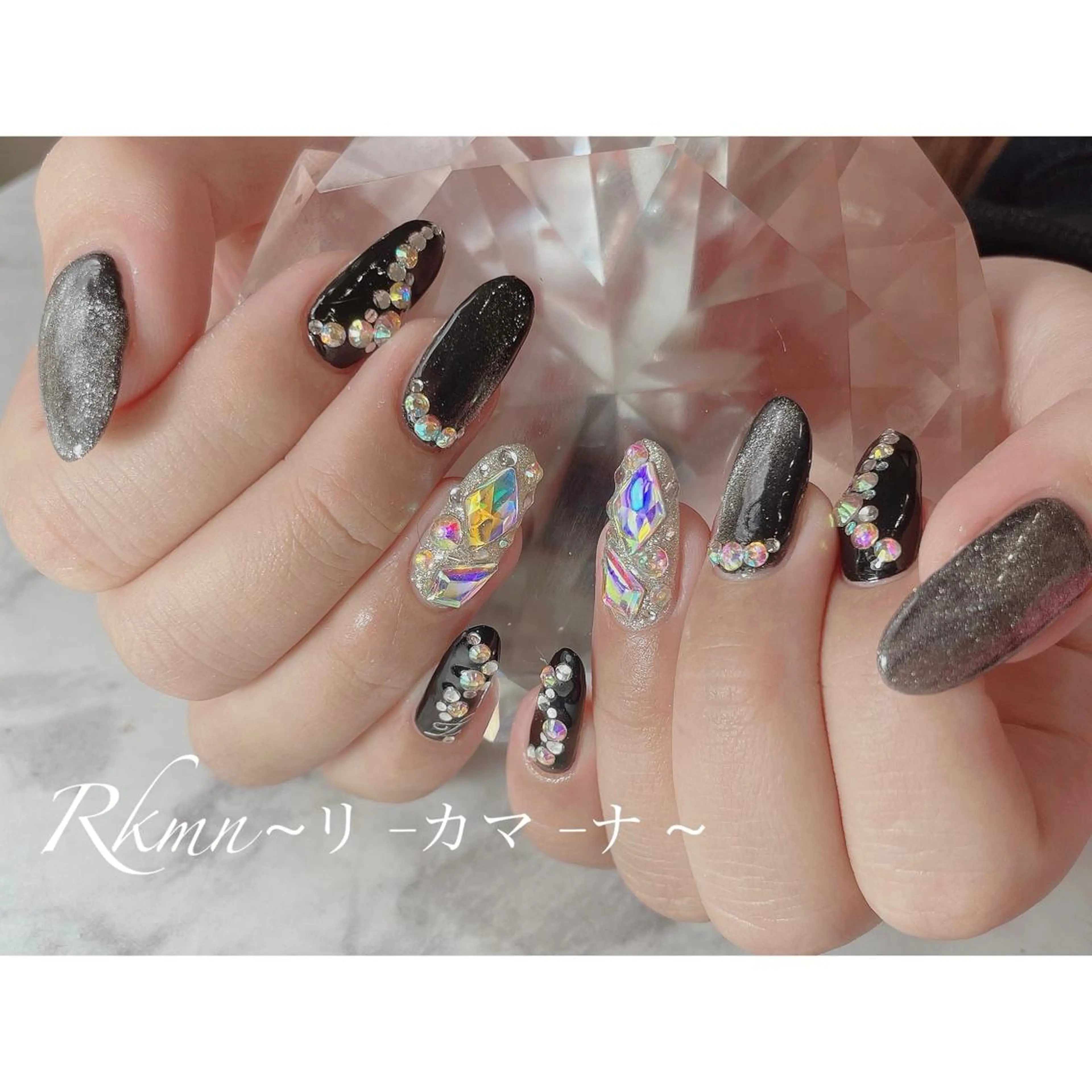 ネイル アートネイル キラキラネイル マグネットネイル 春ネイル ストーンネイル ハンドネイル フットネイル ハンドケア Rkmn ~リ-カマ-ナ~のネイルデザイン