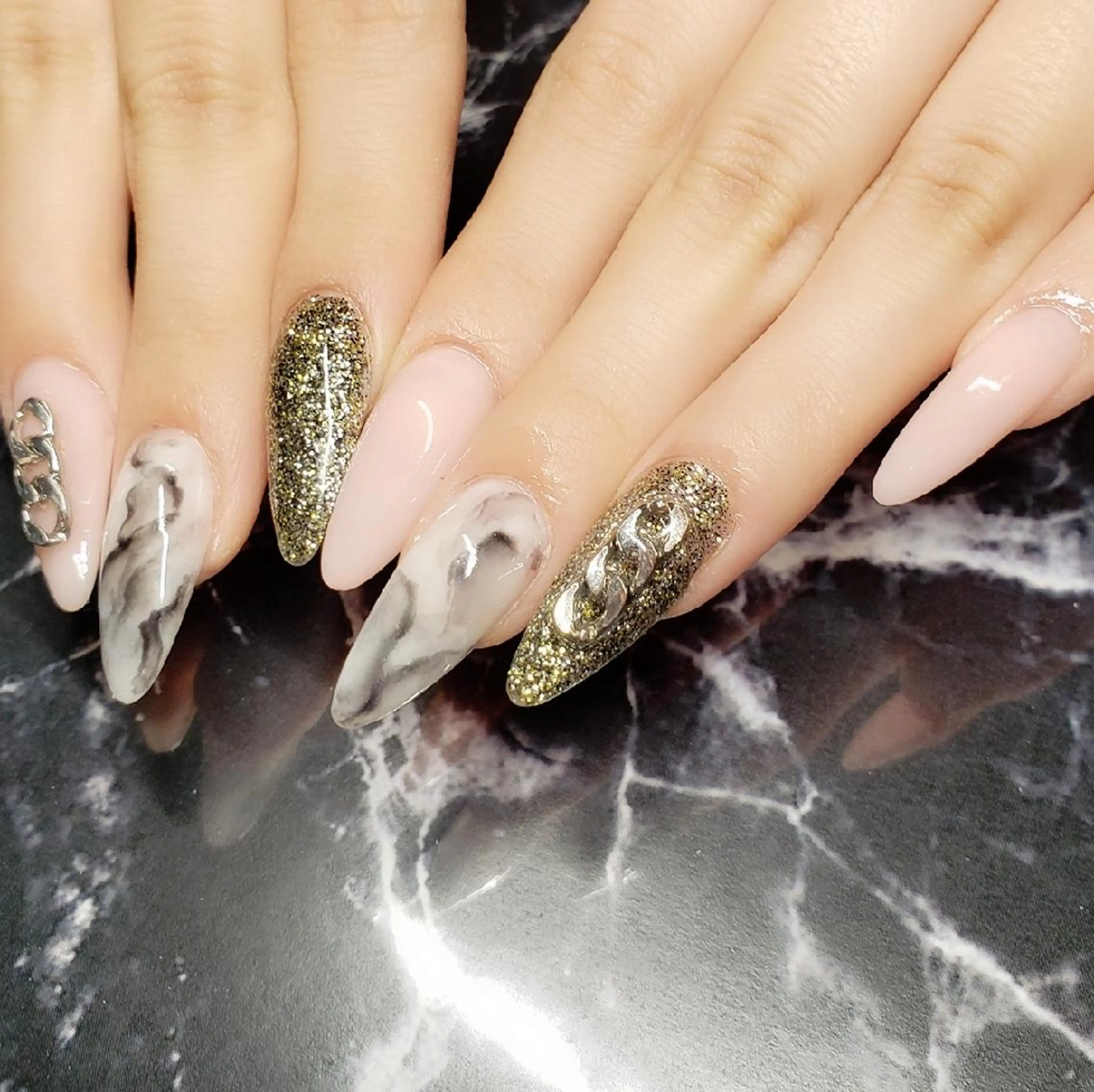 ネイル クロキ 。のネイルデザイン