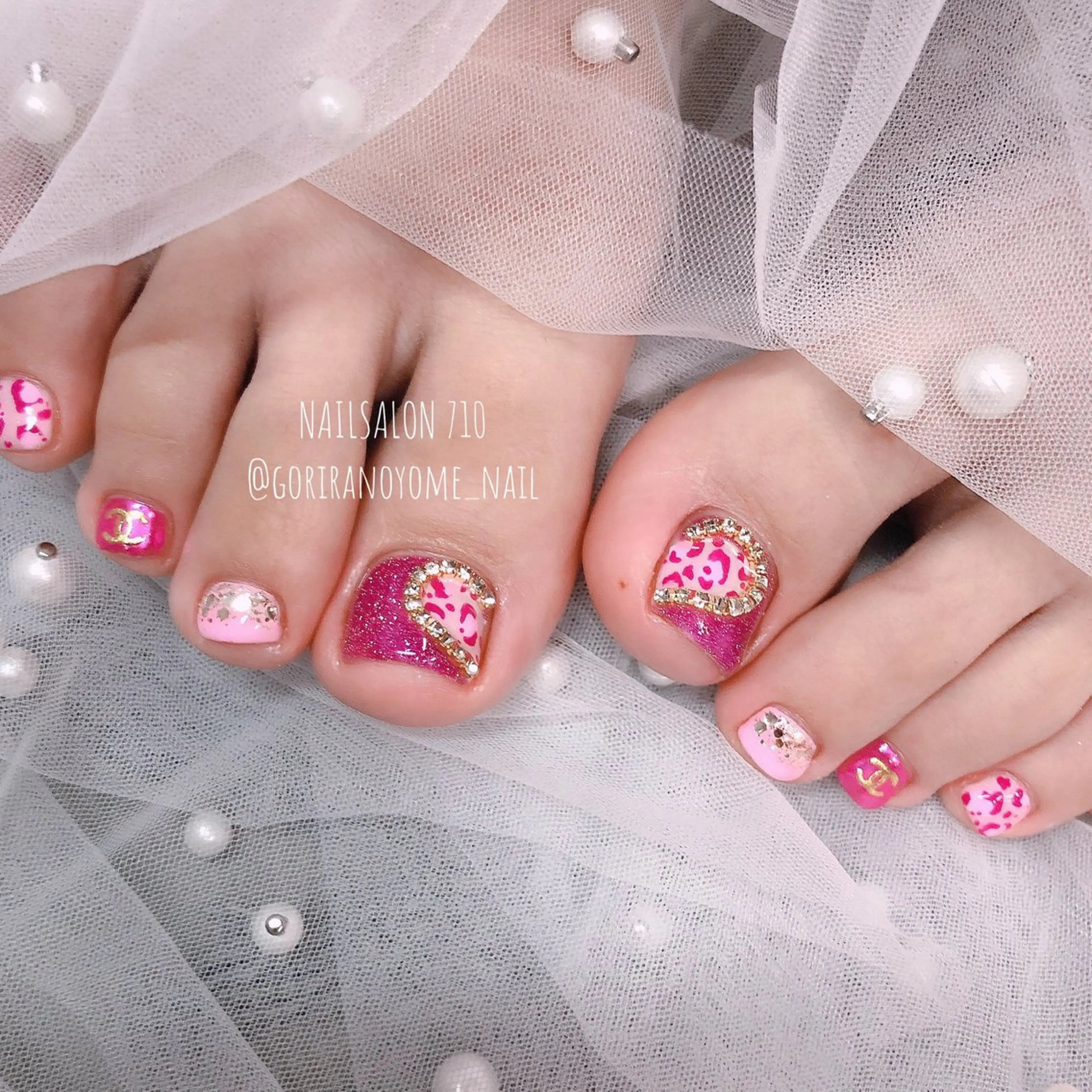 ネイル ハンドネイル フットネイル ナナイチゼロ I.Naoのネイルデザイン