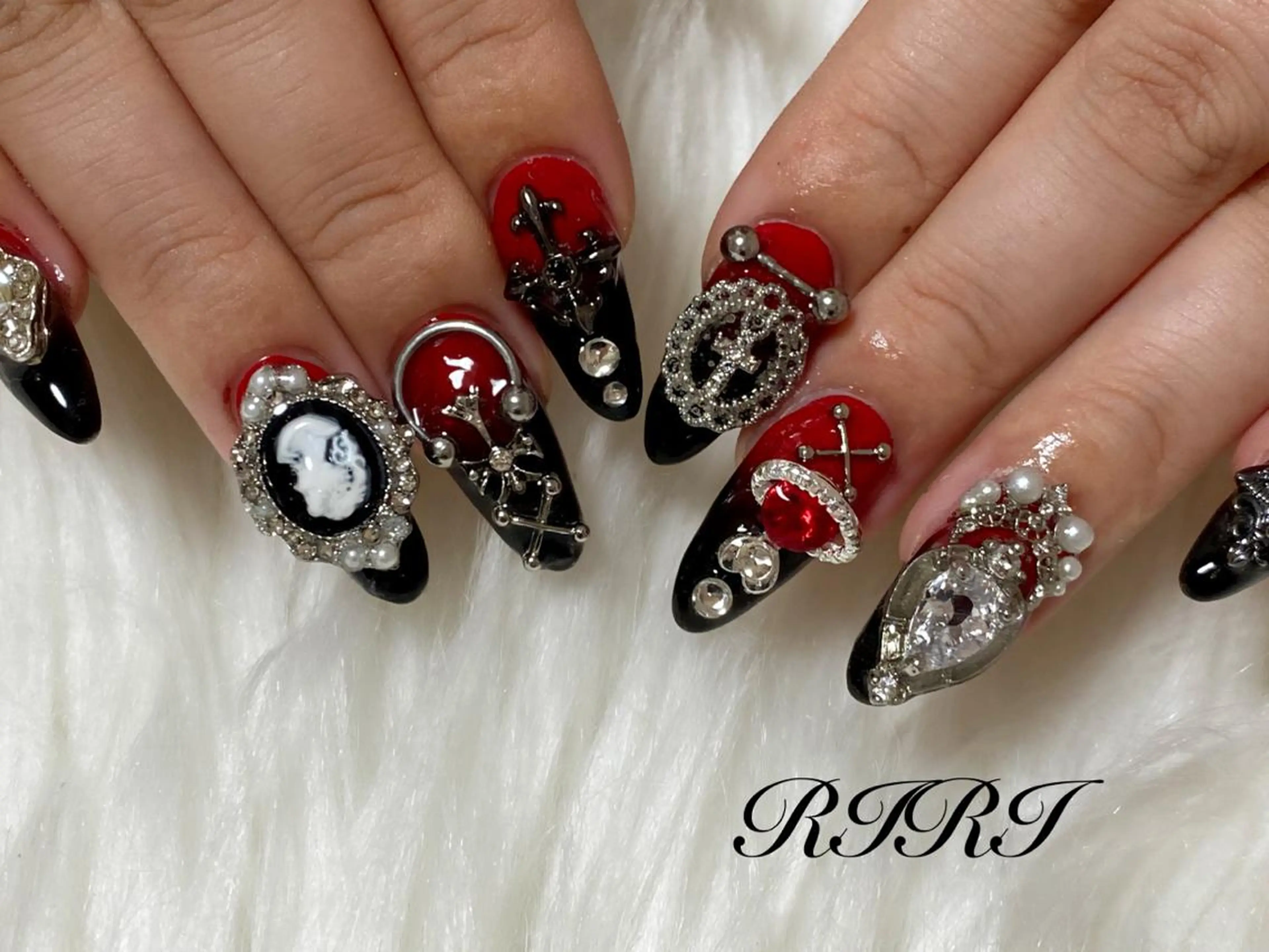 ネイル ハンドネイル riri オーナーのネイルデザイン