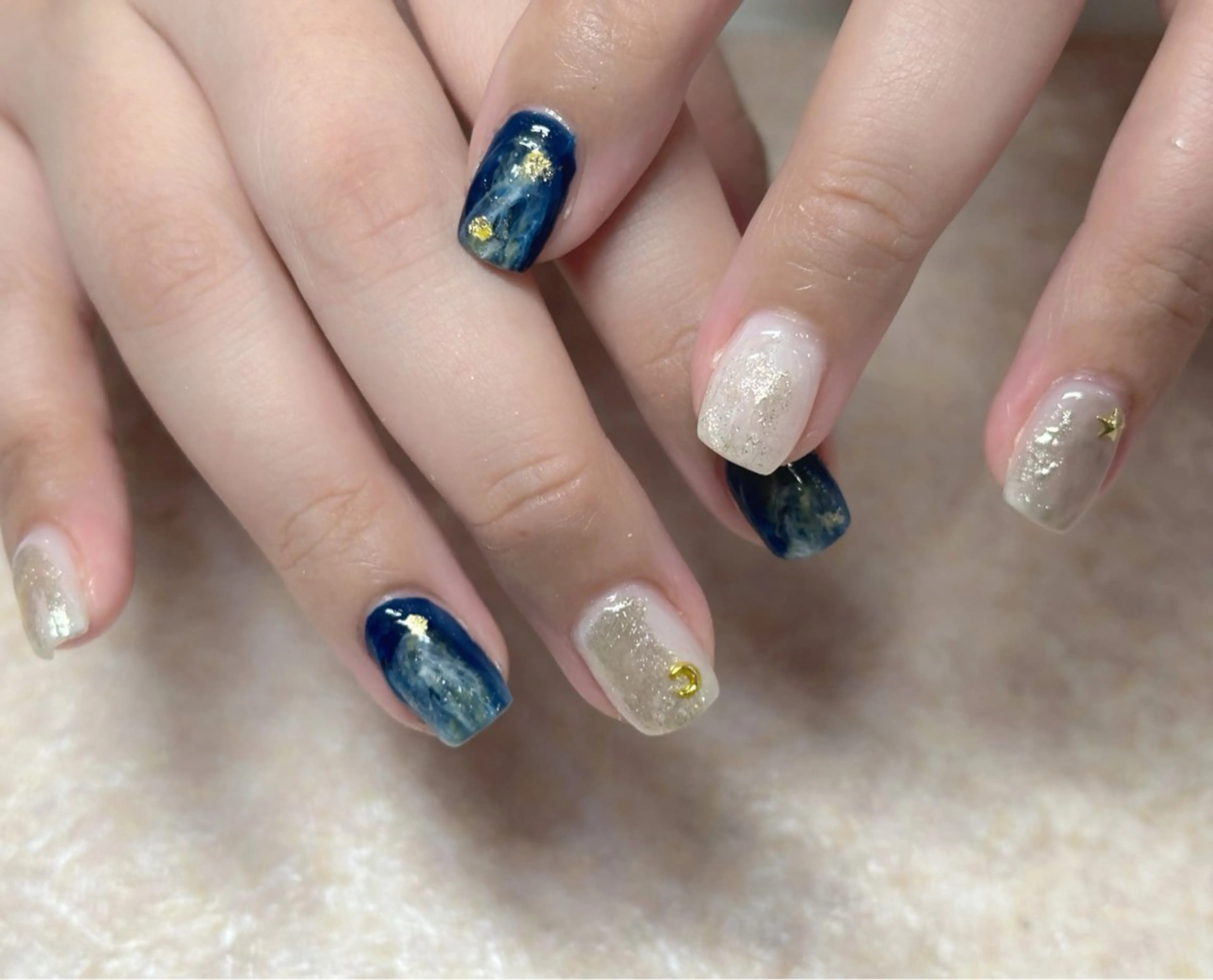 ネイル ニュアンスネイル nail chiaのネイルデザイン