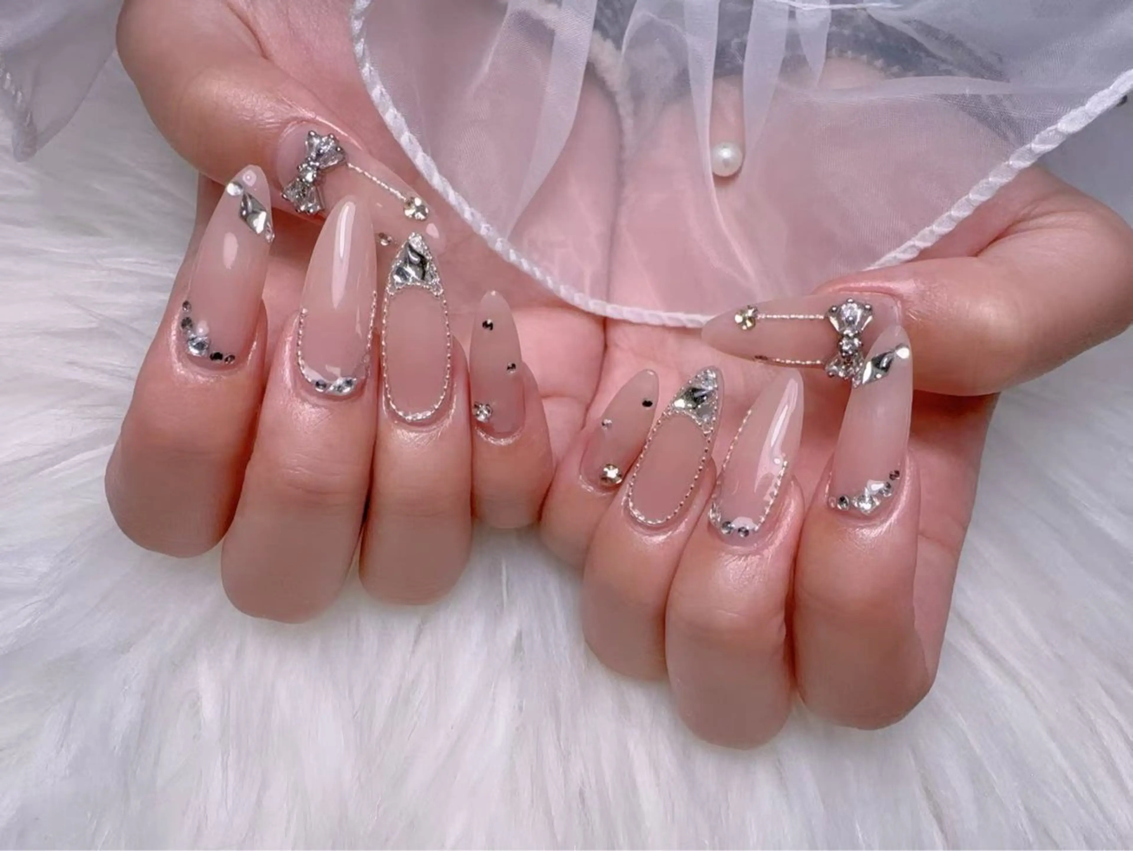 ロング ハンドネイル Moomi nail salonのネイルデザイン