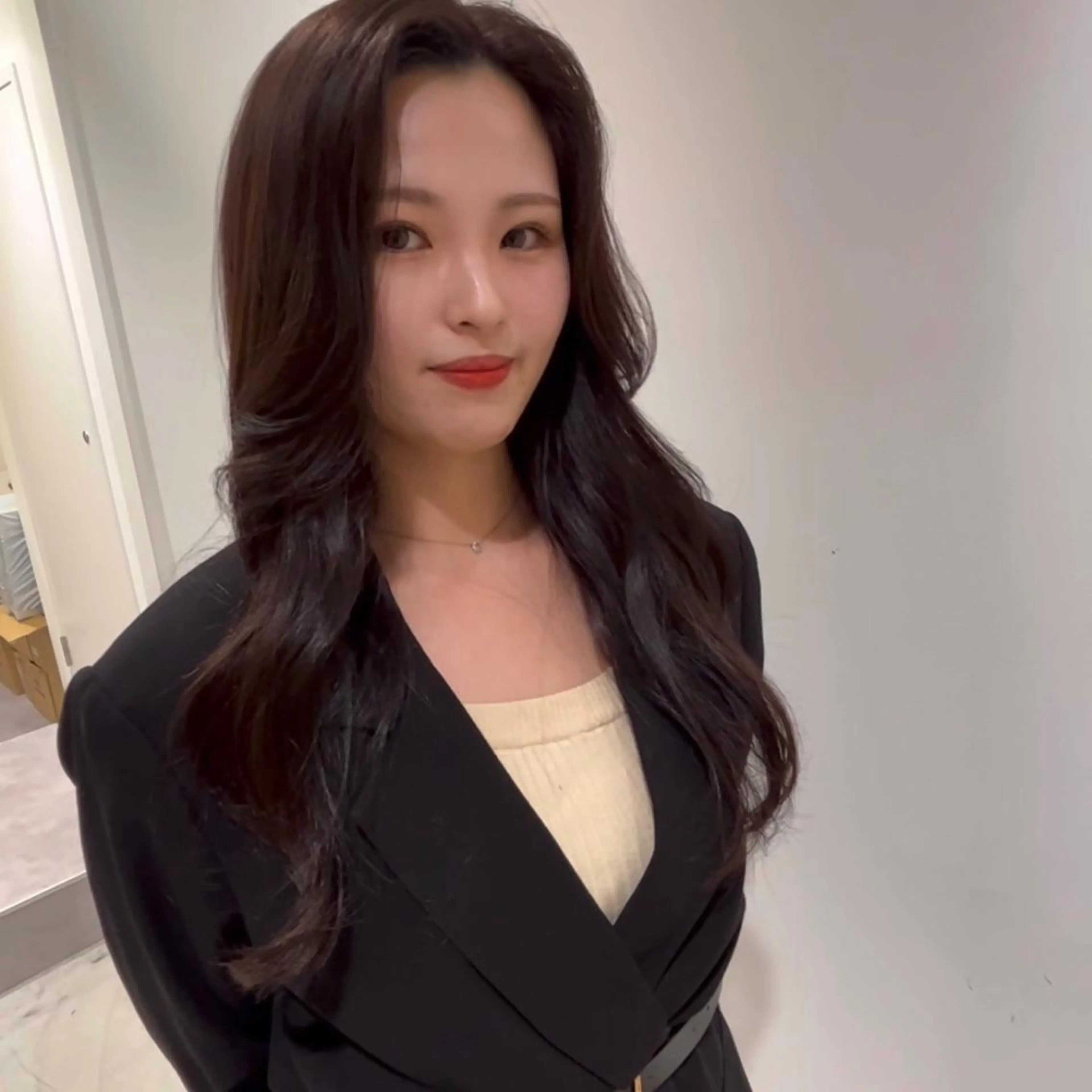 ロング カラー 顔周りレイヤー 🎀マリノのヘアスタイル