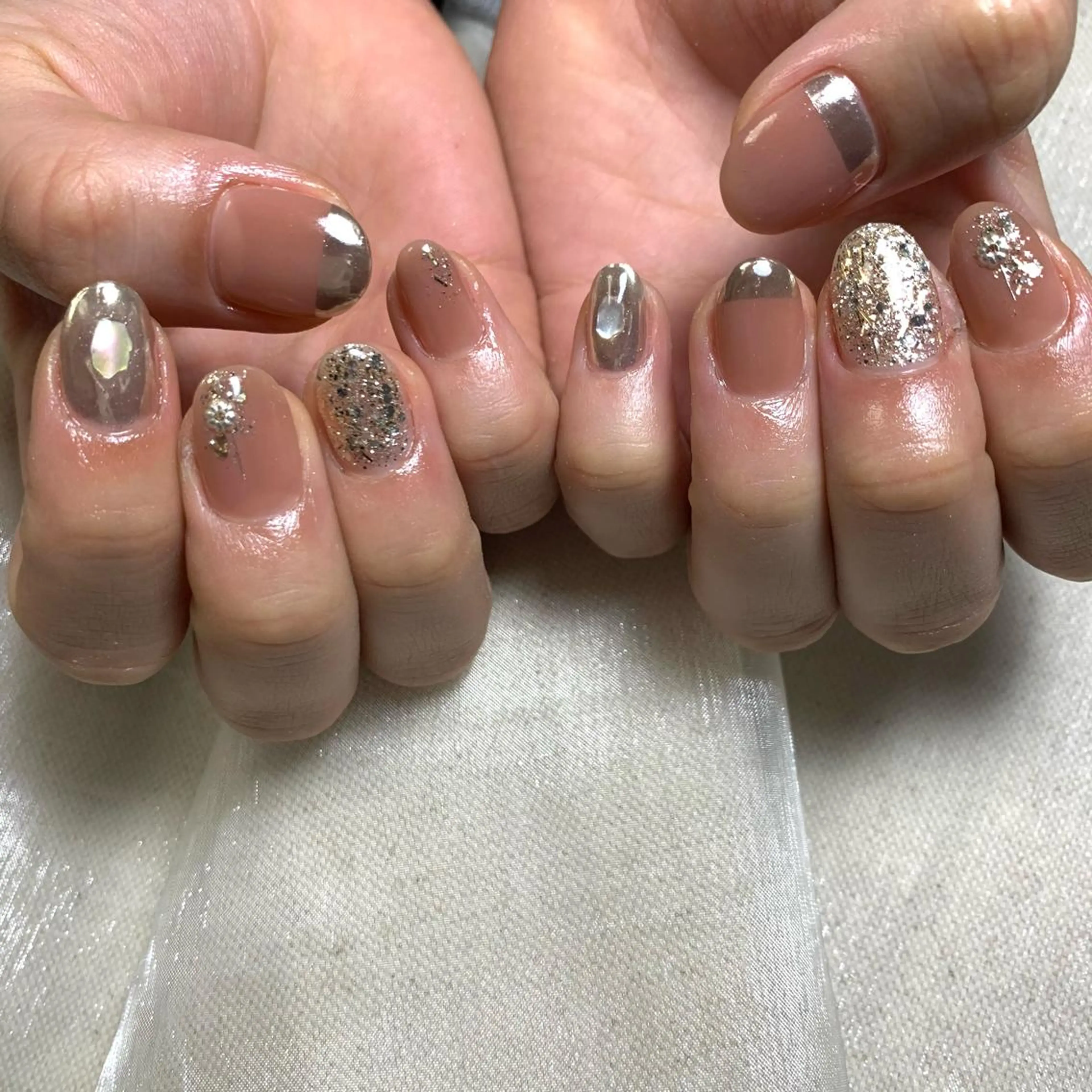 ネイル ハンドネイル repos~ルポ~所属・里見 麗のネイルデザイン