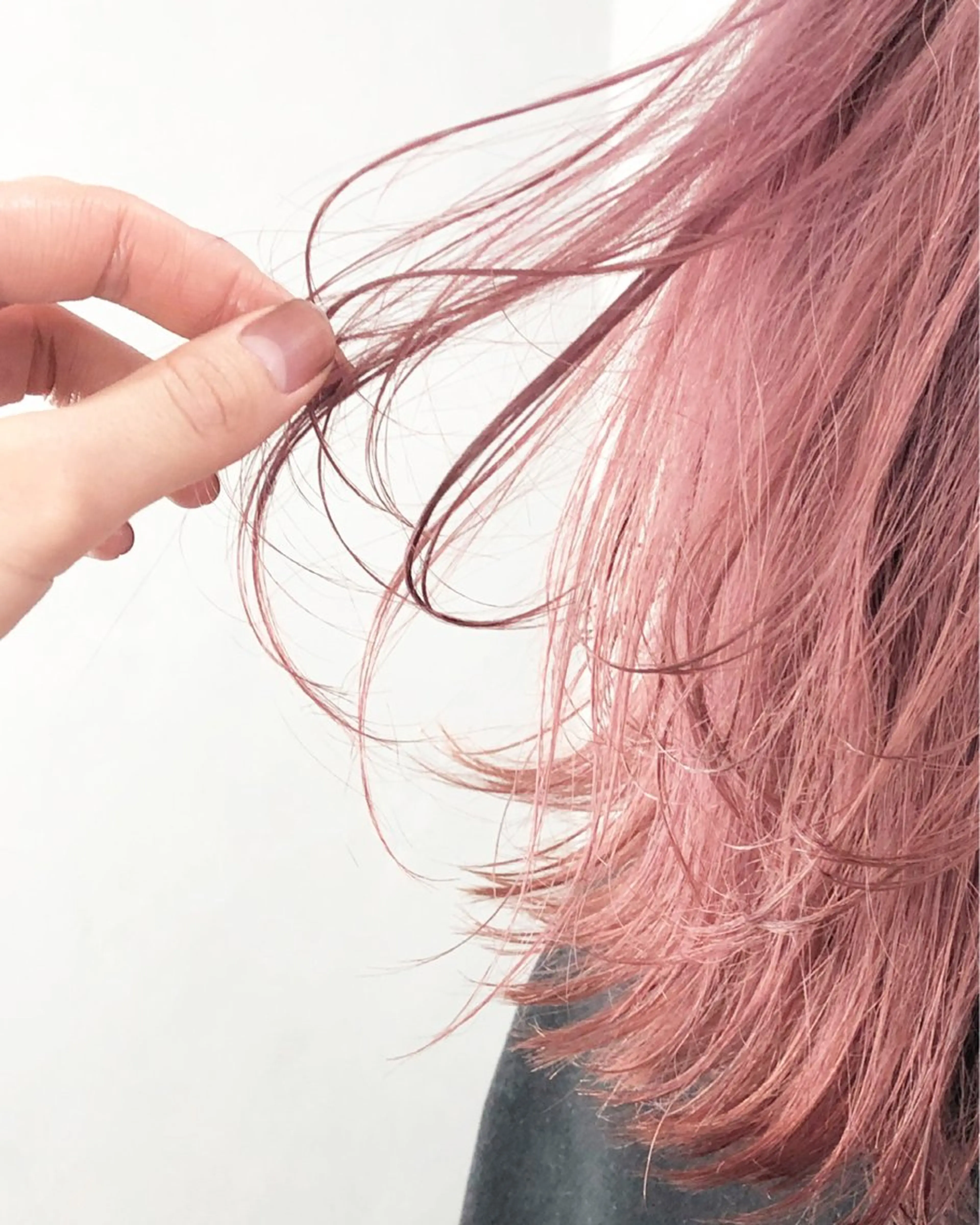 アシスタントレッスンモデル特別価格　ブリーチカラー¥4980の写真