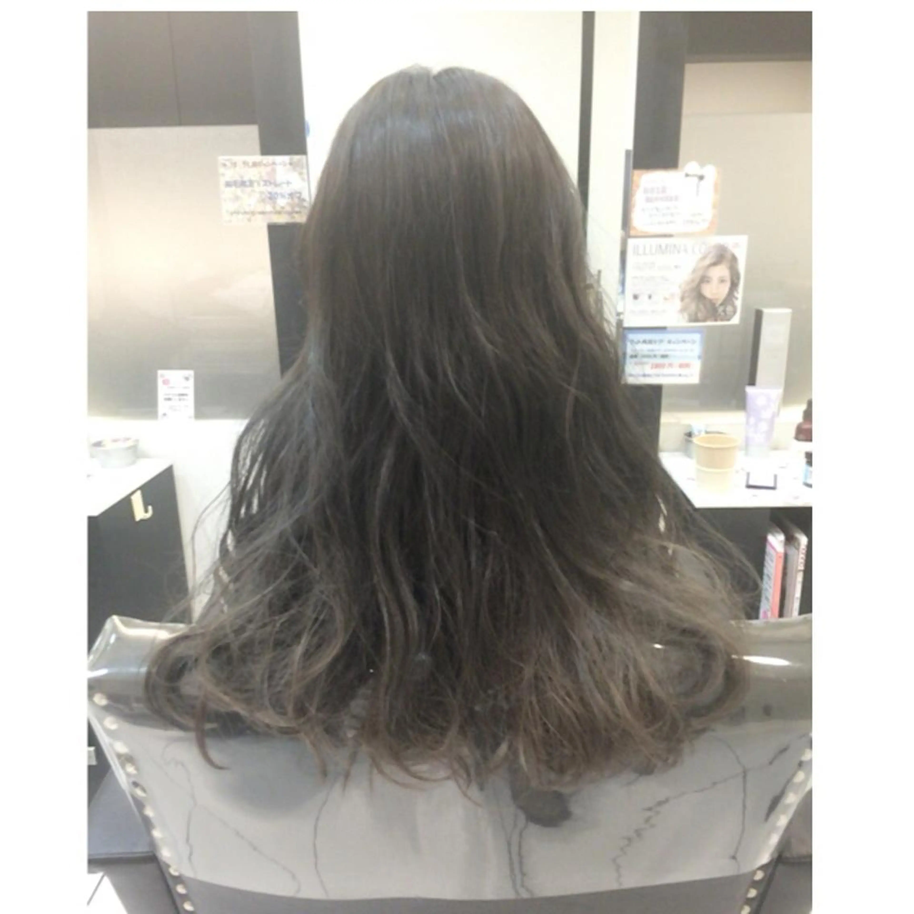 ロング カラー GLROW haruhiのヘアスタイル