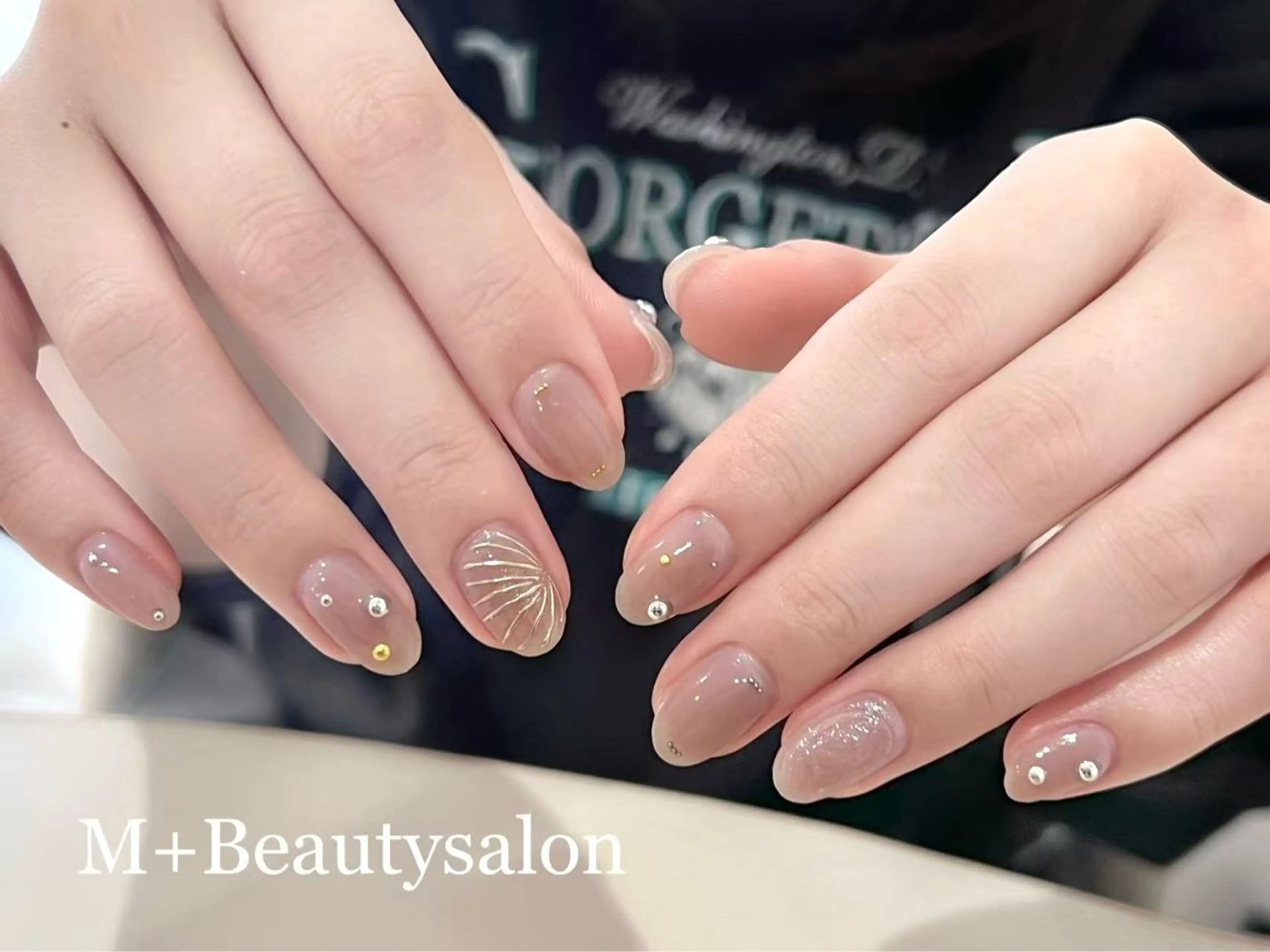 ネイル M+  Beauty Salonのネイルデザイン