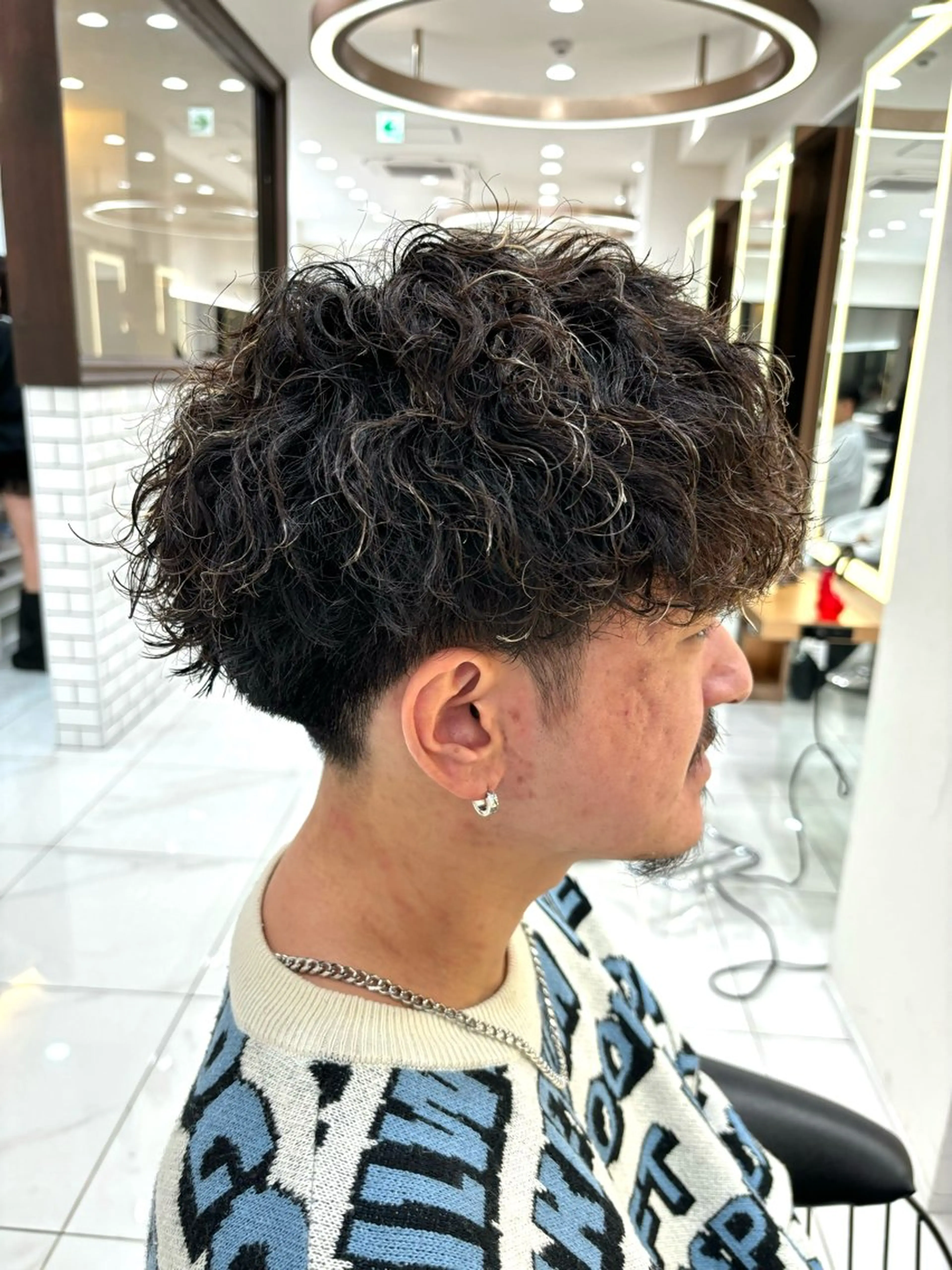 メンズ メンズパーマ 学生（メンズ向け） パーマ 白髪ぼかし/白髪 メッシュ/ゆうとのヘアスタイル