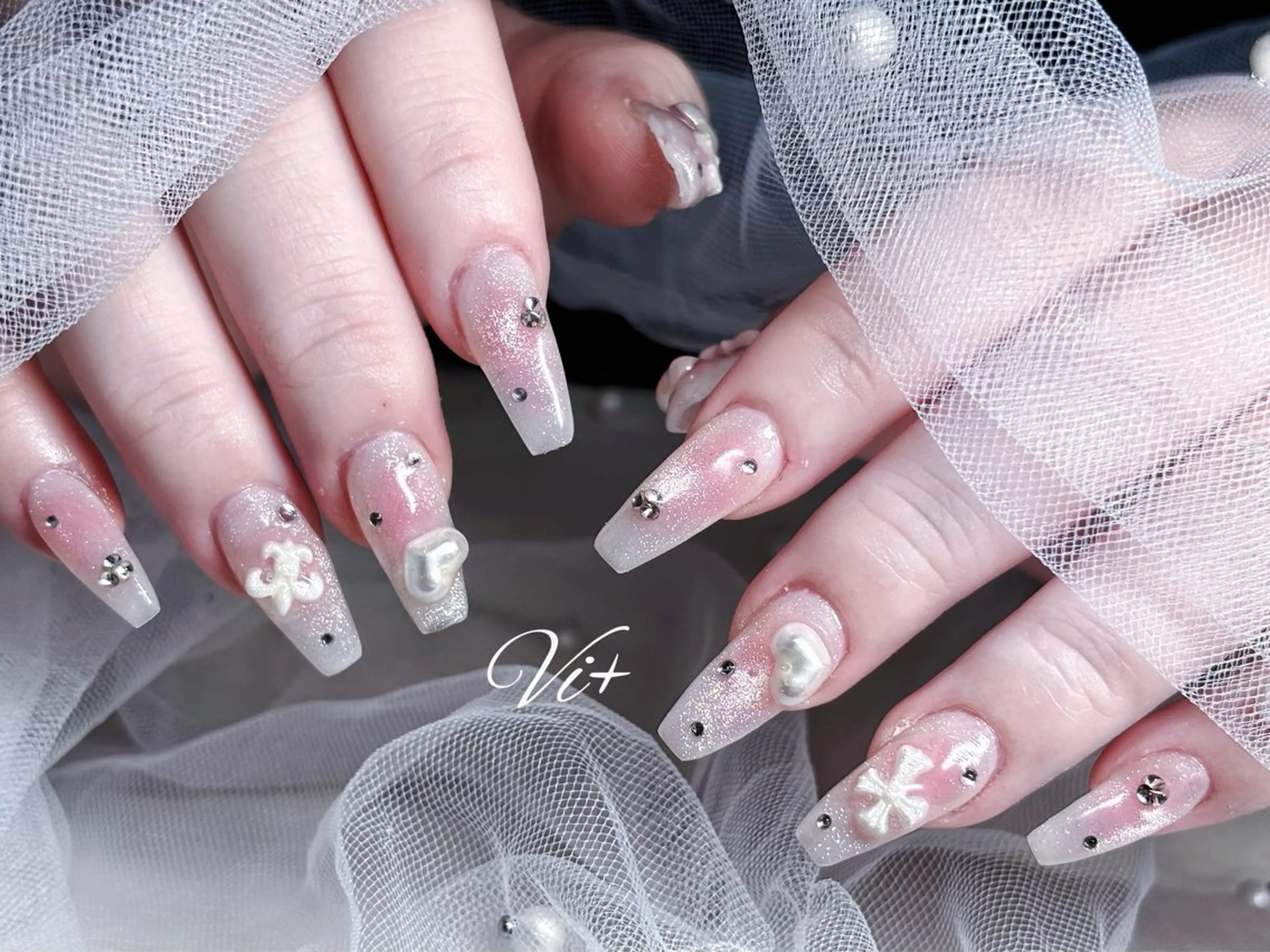 ネイル ハンドネイル Nailsalon Vi+ももか🩷のネイルデザイン