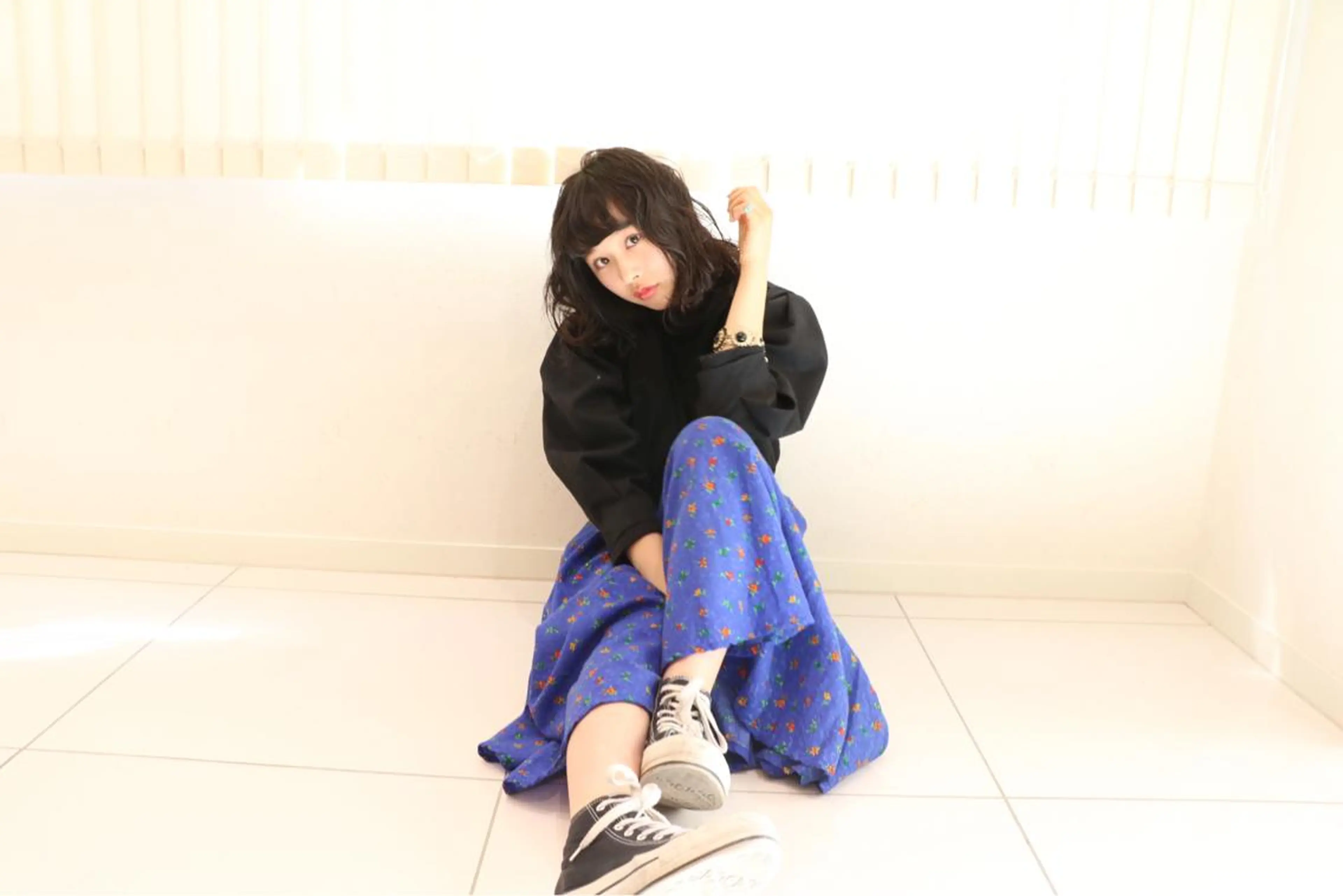 ミディアム カラー パーマ ヘアアレンジ ボブ ハイトーン特化🤍 浦住のヘアスタイル