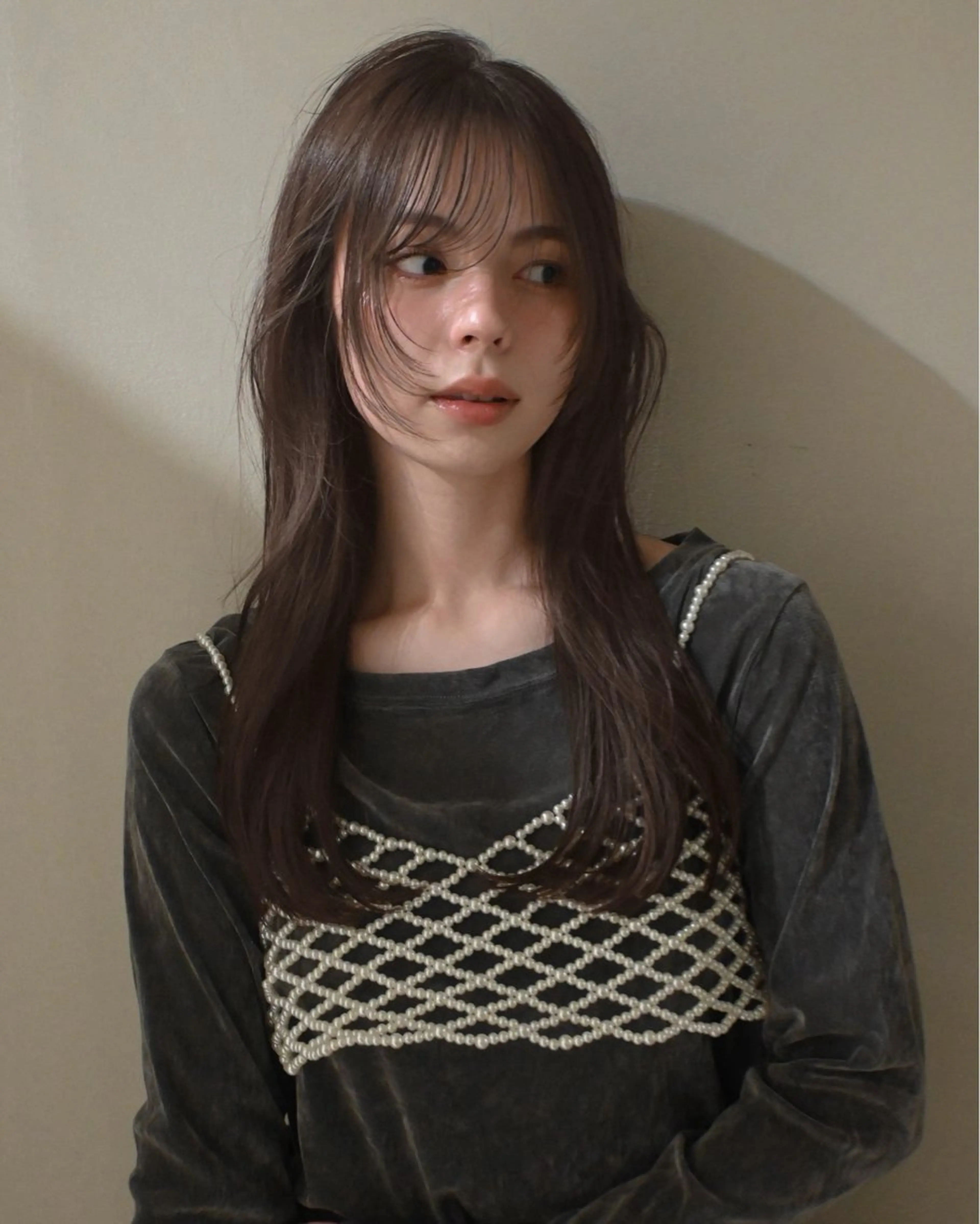 ロング aya / カットカラーのヘアスタイル