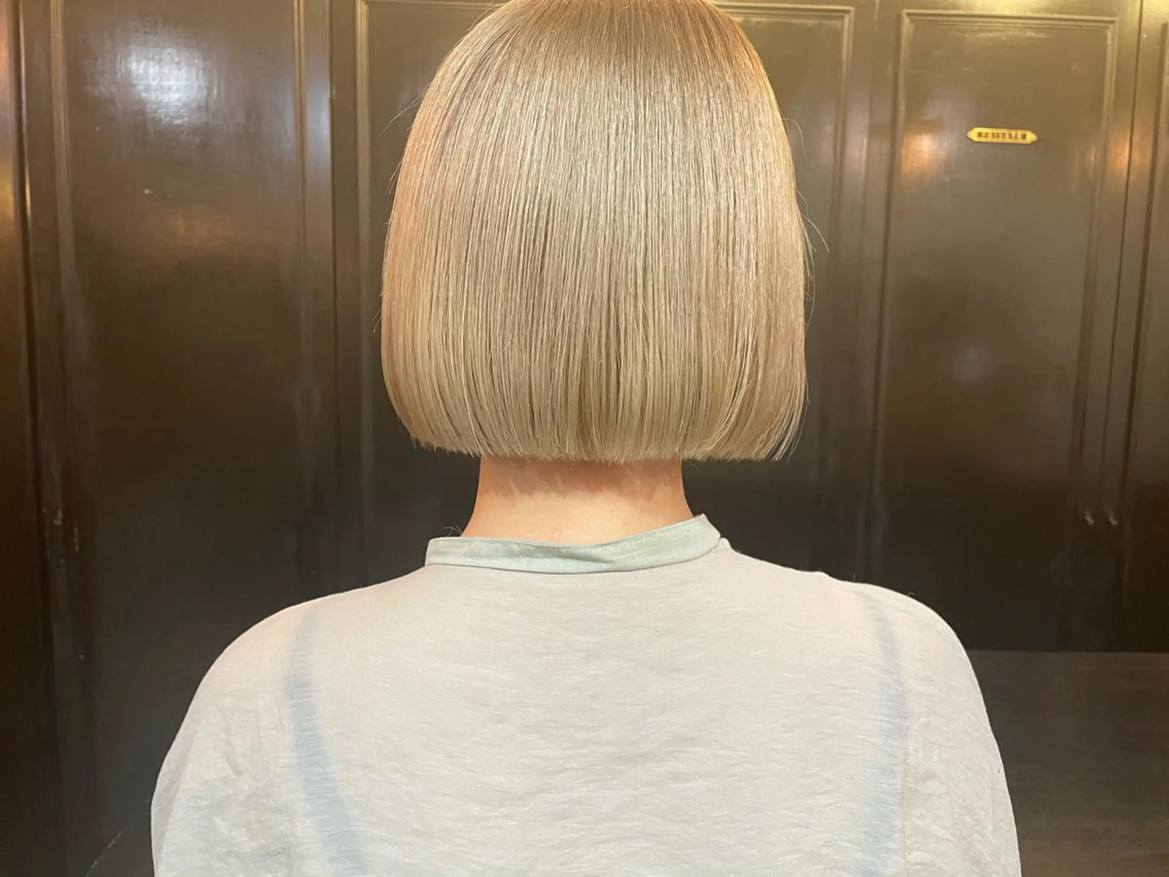 ショート カラー YEAU　PLUS所属・極上の艶髪 RINAのヘアスタイル