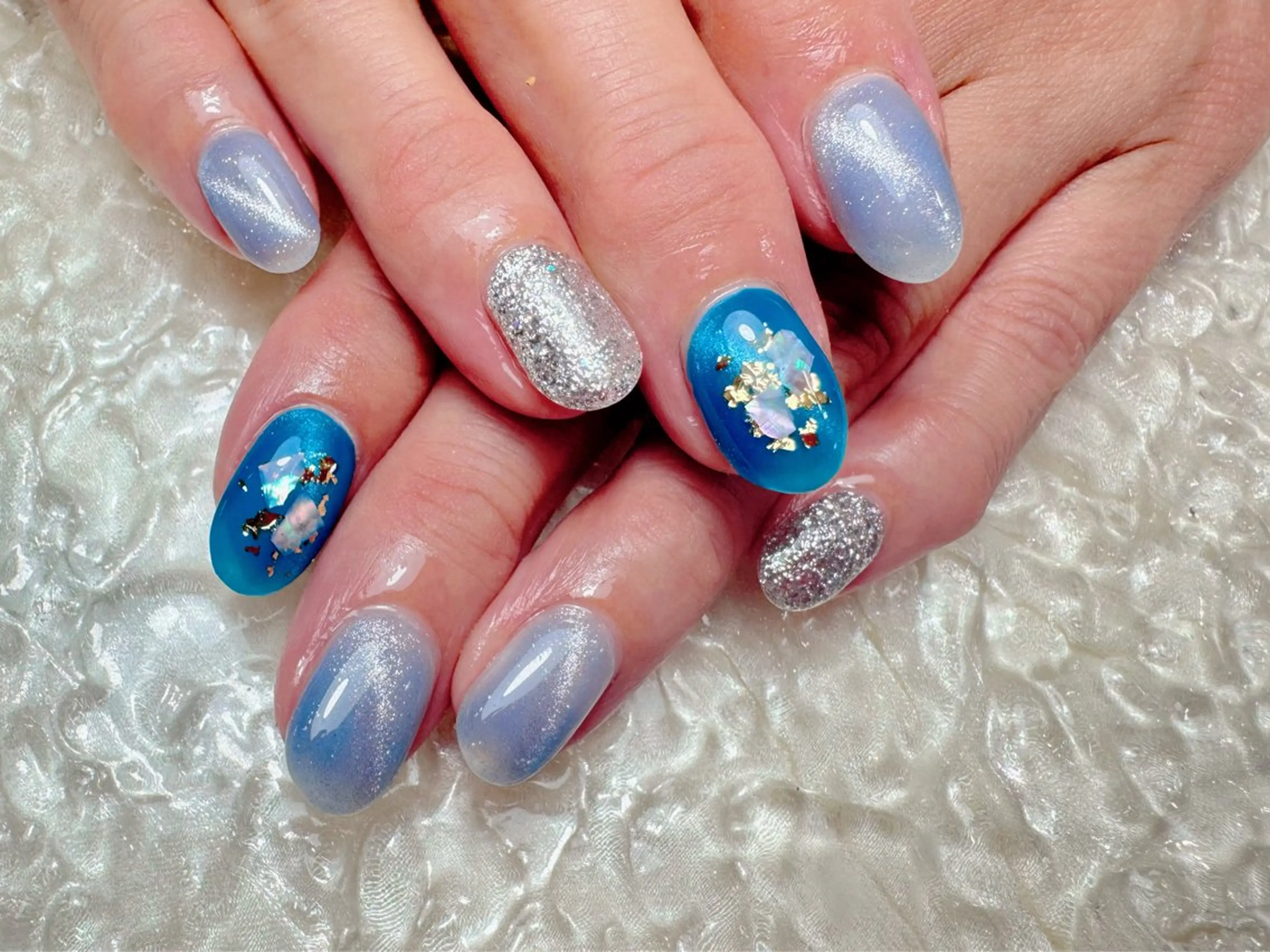 ネイル マジックミラー所属・マジック ミラーのネイルデザイン