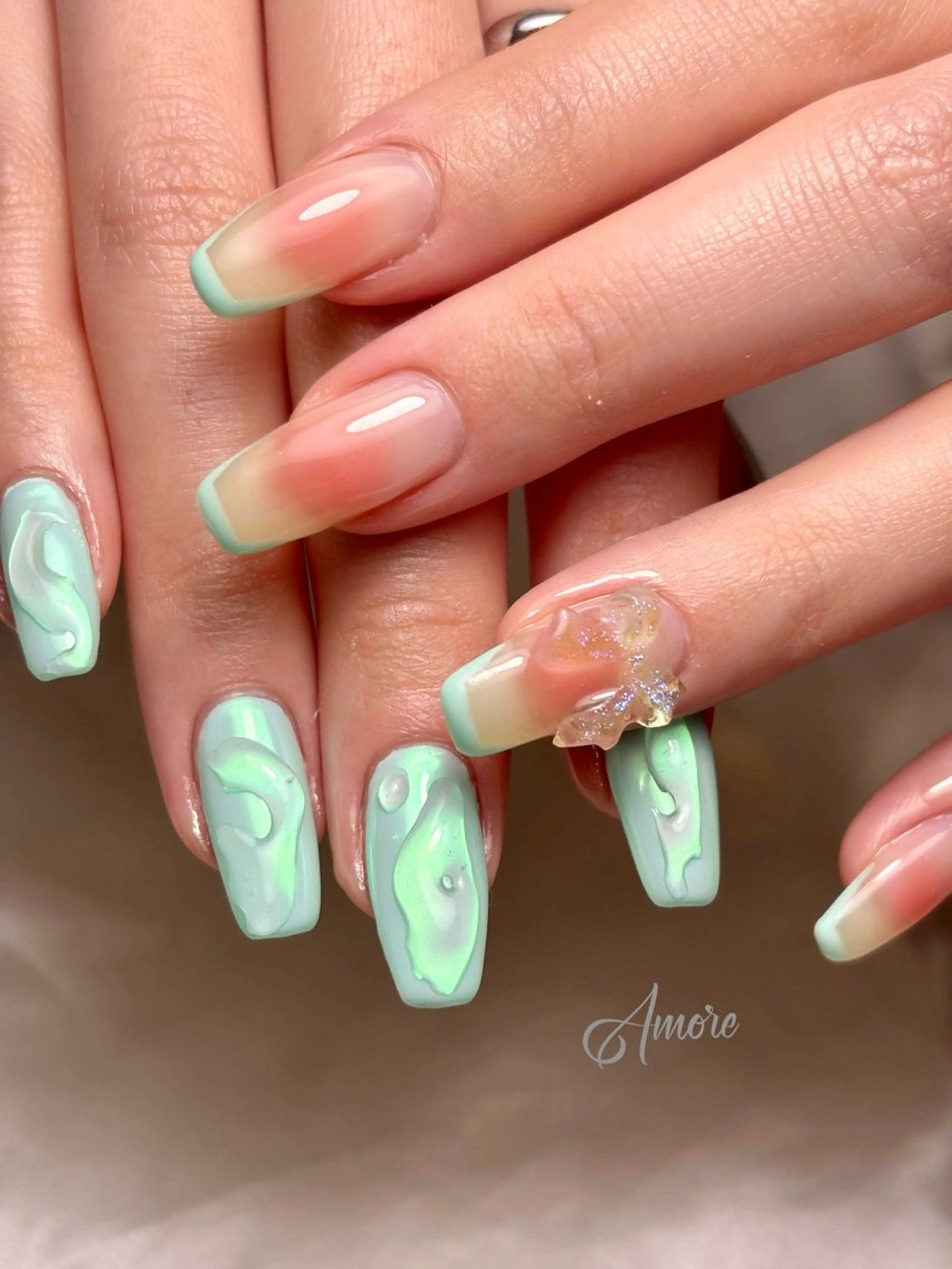 ネイル ジェルネイル キラキラネイル 韓国ネイル マグネットネイル パラジェル You kyehwaのネイルデザイン