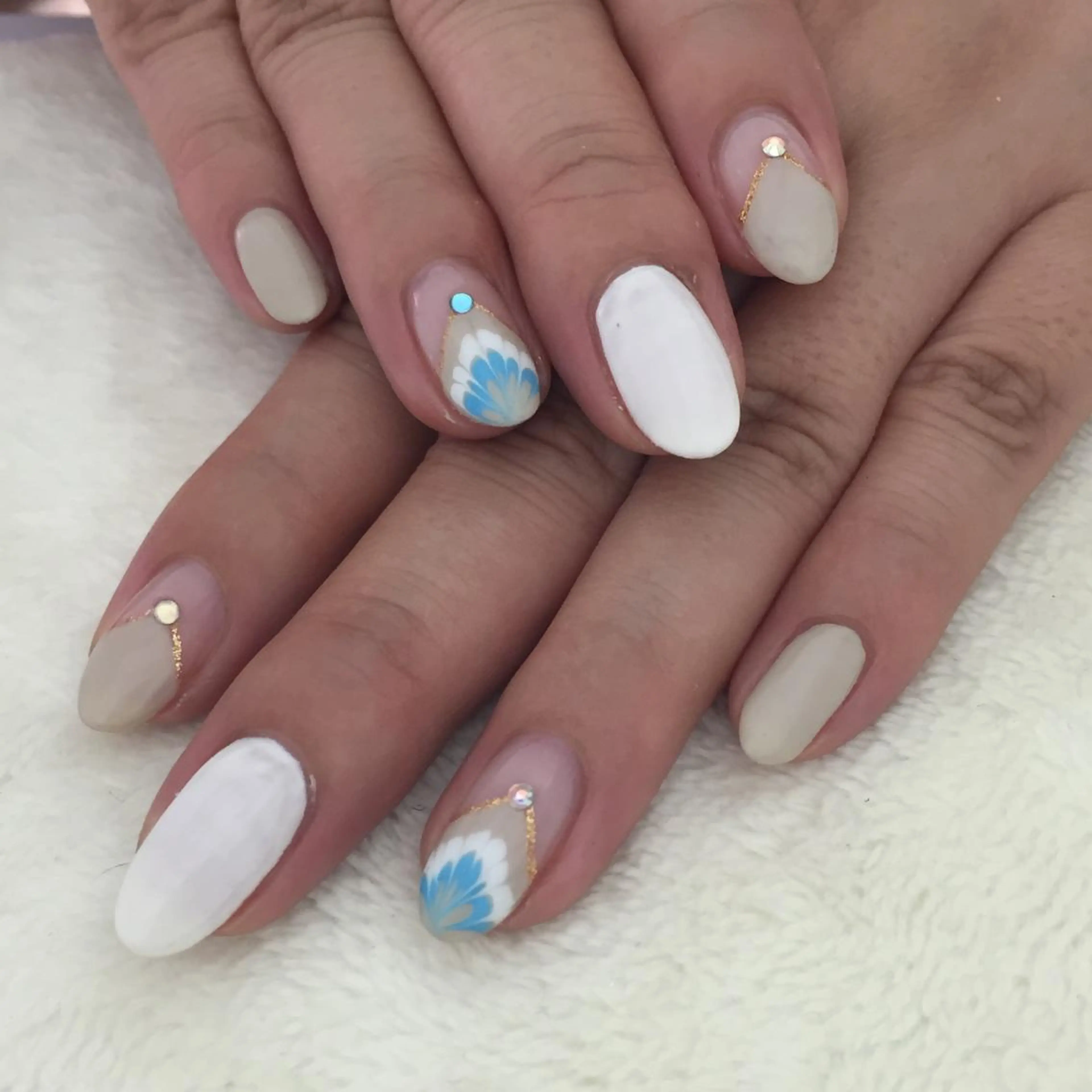 ネイル Sympa 𝓜iwako🐰ᩚのネイルデザイン