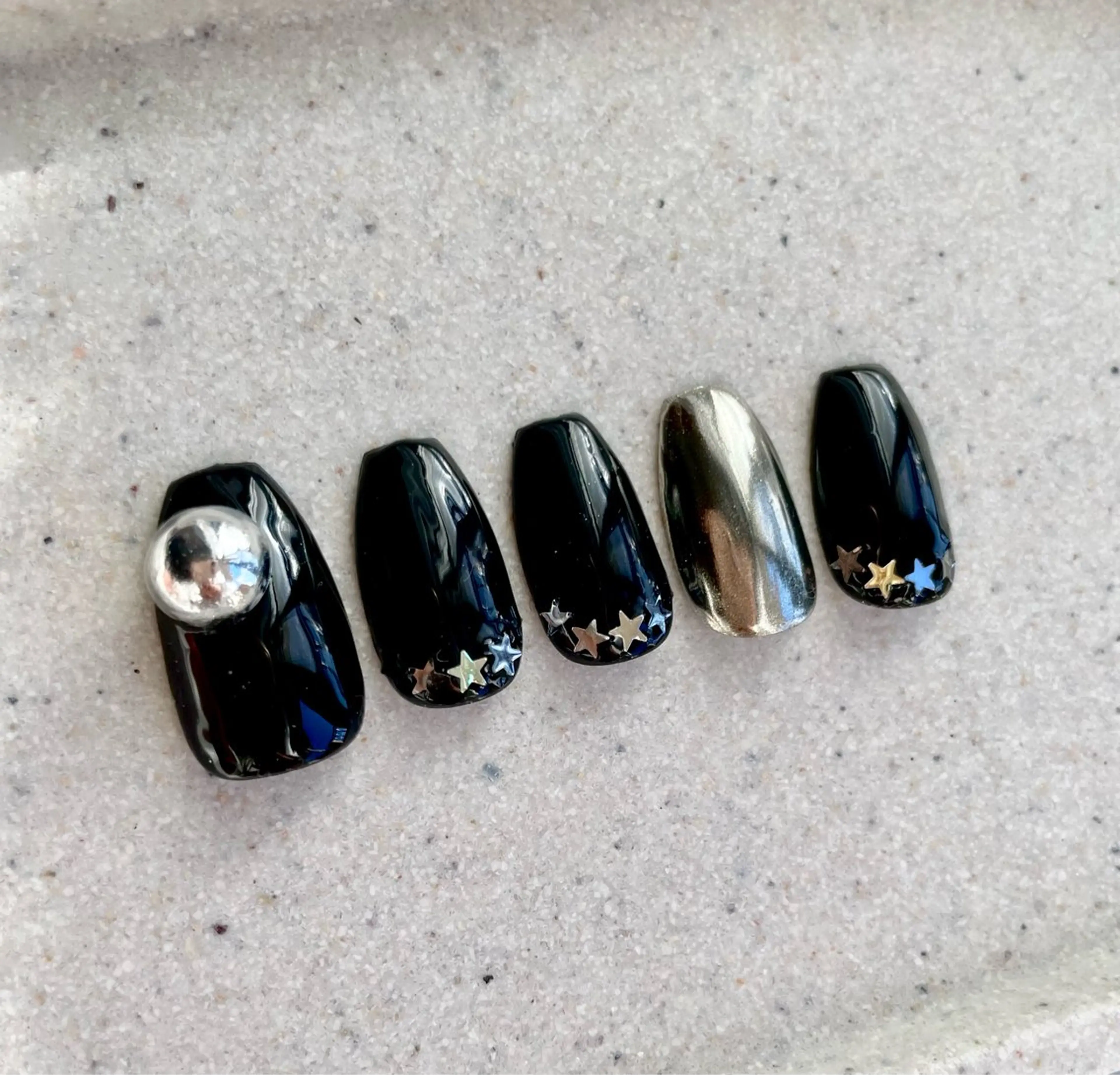 ネイル ミラーネイル jujur HARUKA🌸のネイルデザイン